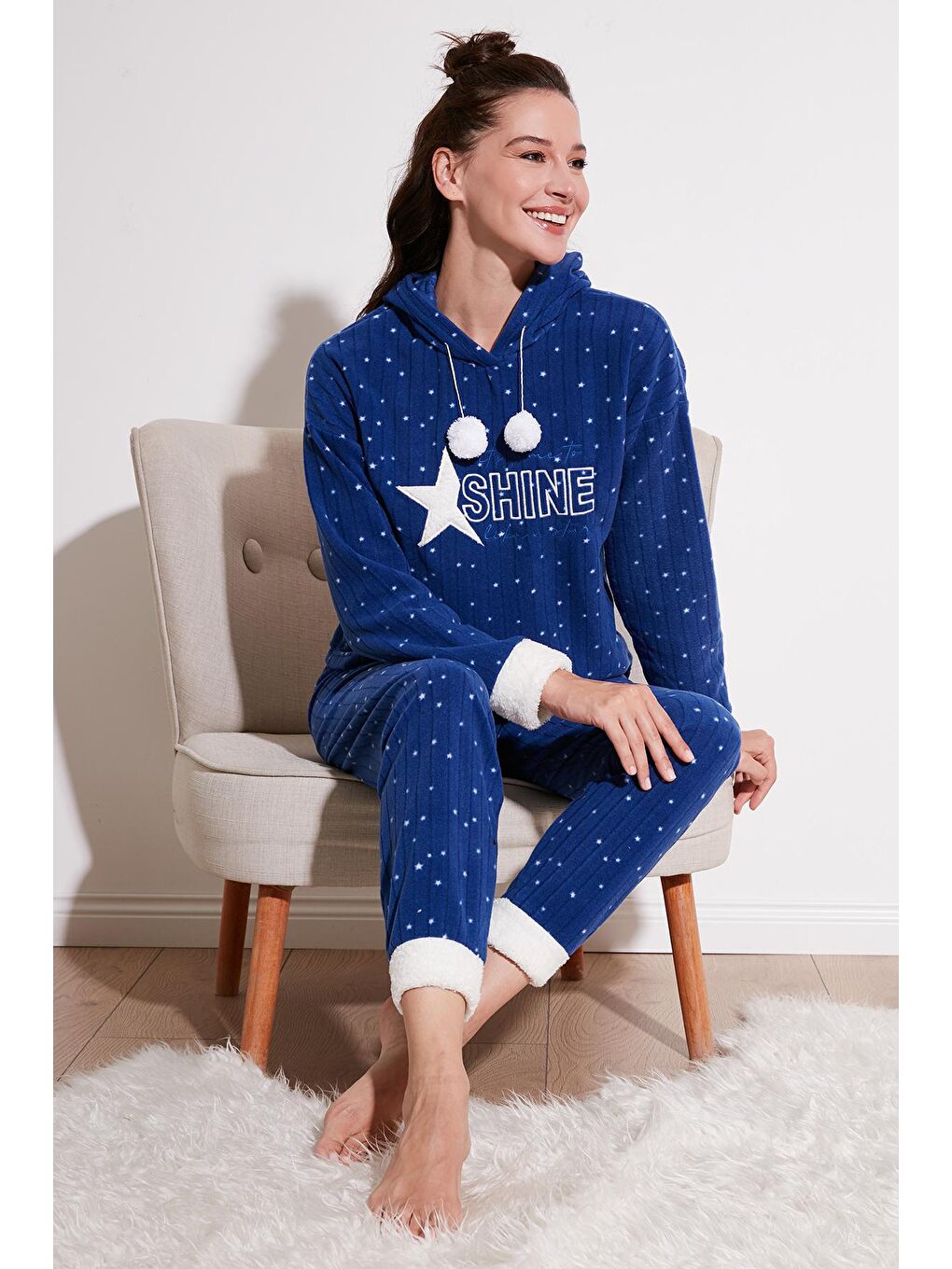 Lacivert Desenli Regular Fit Kapüşonlu Polar Pijama Takımı 6571004