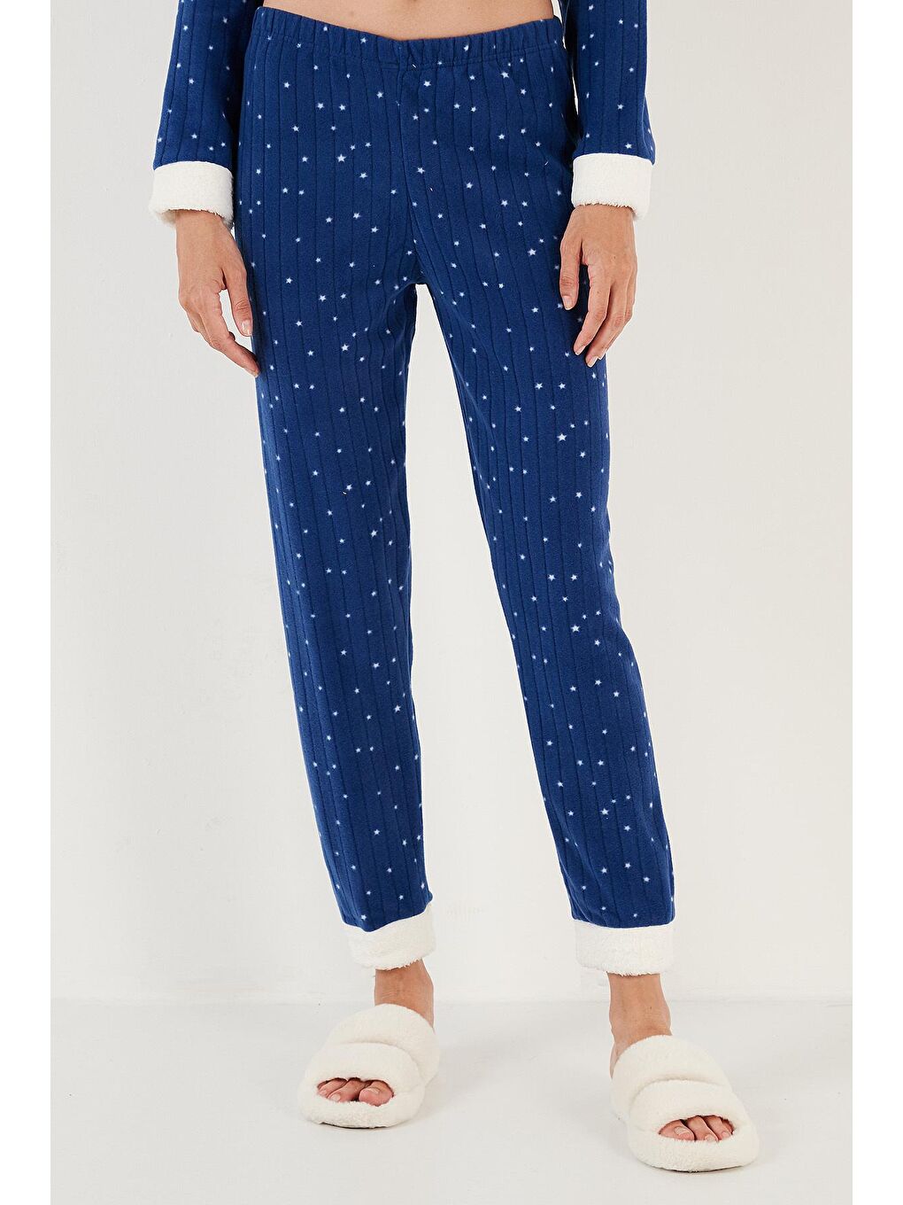 Lacivert Desenli Regular Fit Kapüşonlu Polar Pijama Takımı 6571004-3