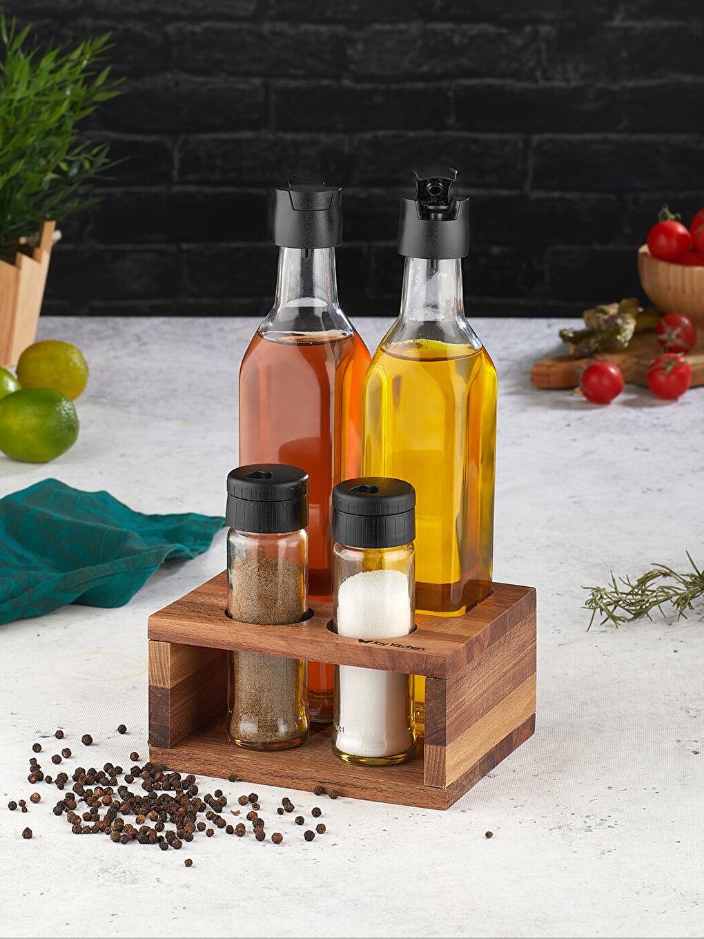 Karışık Yağlık ve Baharatlık Seti Ahşap Stantlı Kare Şişeli 500 Cc