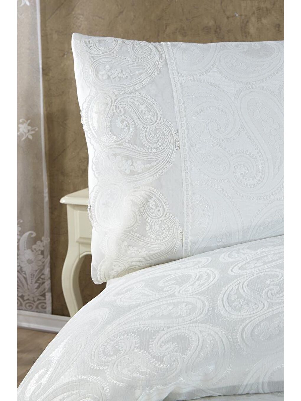 Ekru Şal 3 Parça Çift Kişilik Yatak Örtüsü Krem-2