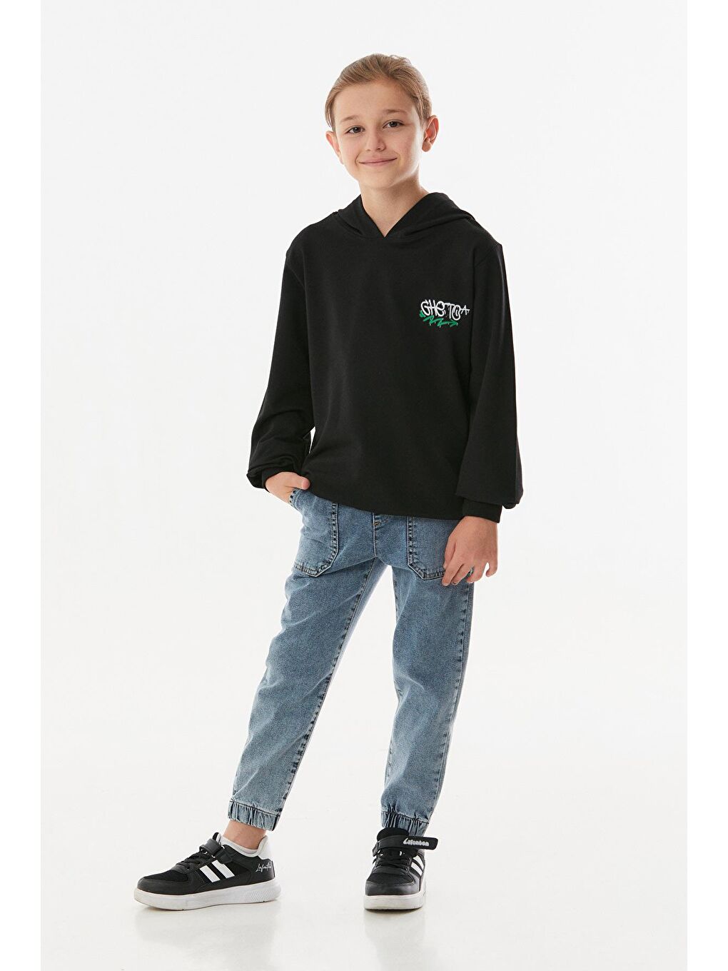 Siyah Ayıcık Baskılı Kapüşonlu Sweatshirt-1