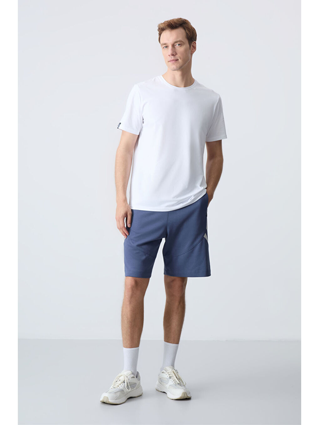 Petrol Pamuklu Kalın Yumuşak Dokulu Standart Fit Basic Erkek Şort  - 81281-1