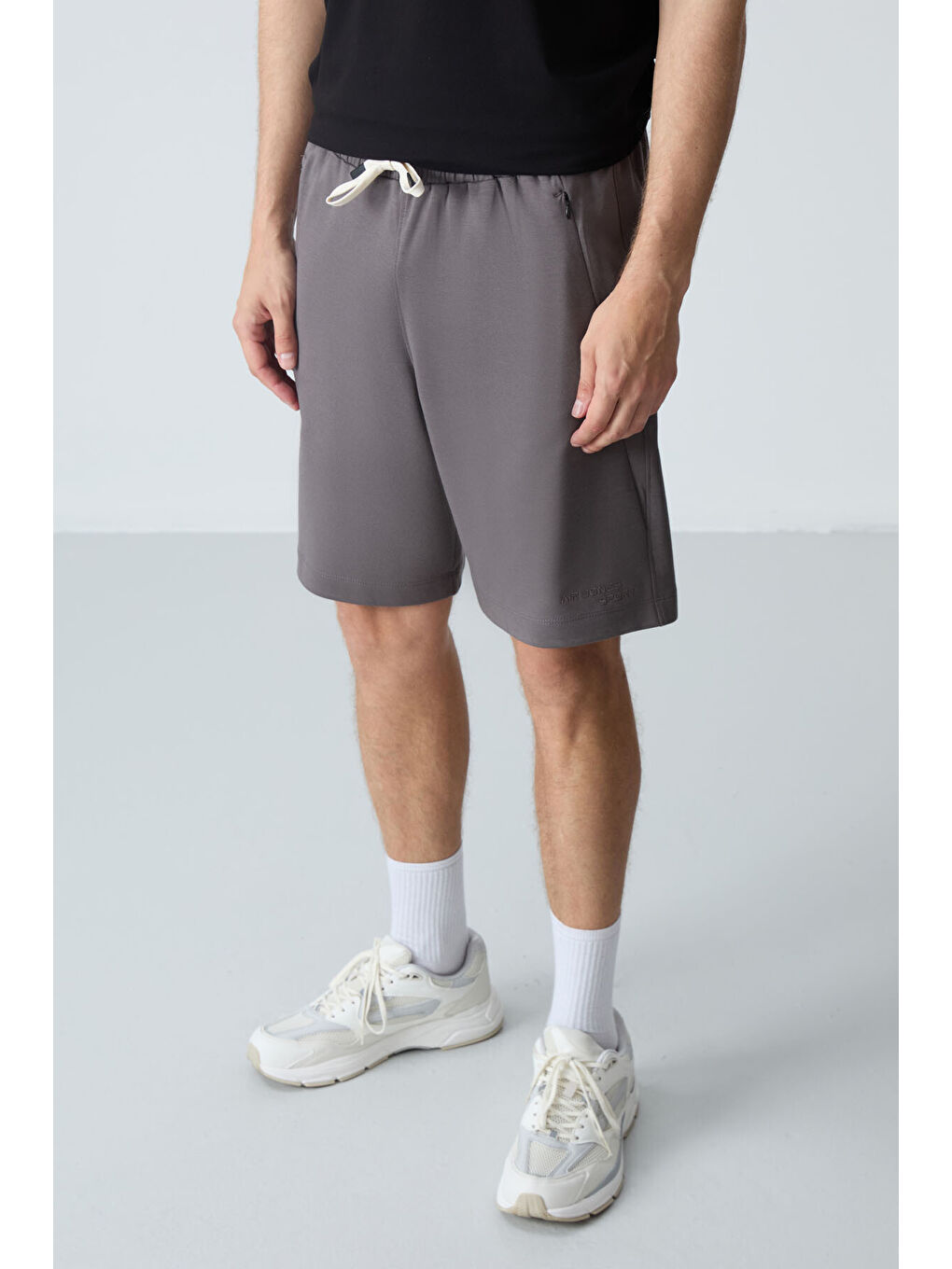 Gri Koyu gri Pamuklu Kalın Yumuşak Dokulu Standart  Fit Basic Erkek Şort  - 81276-2