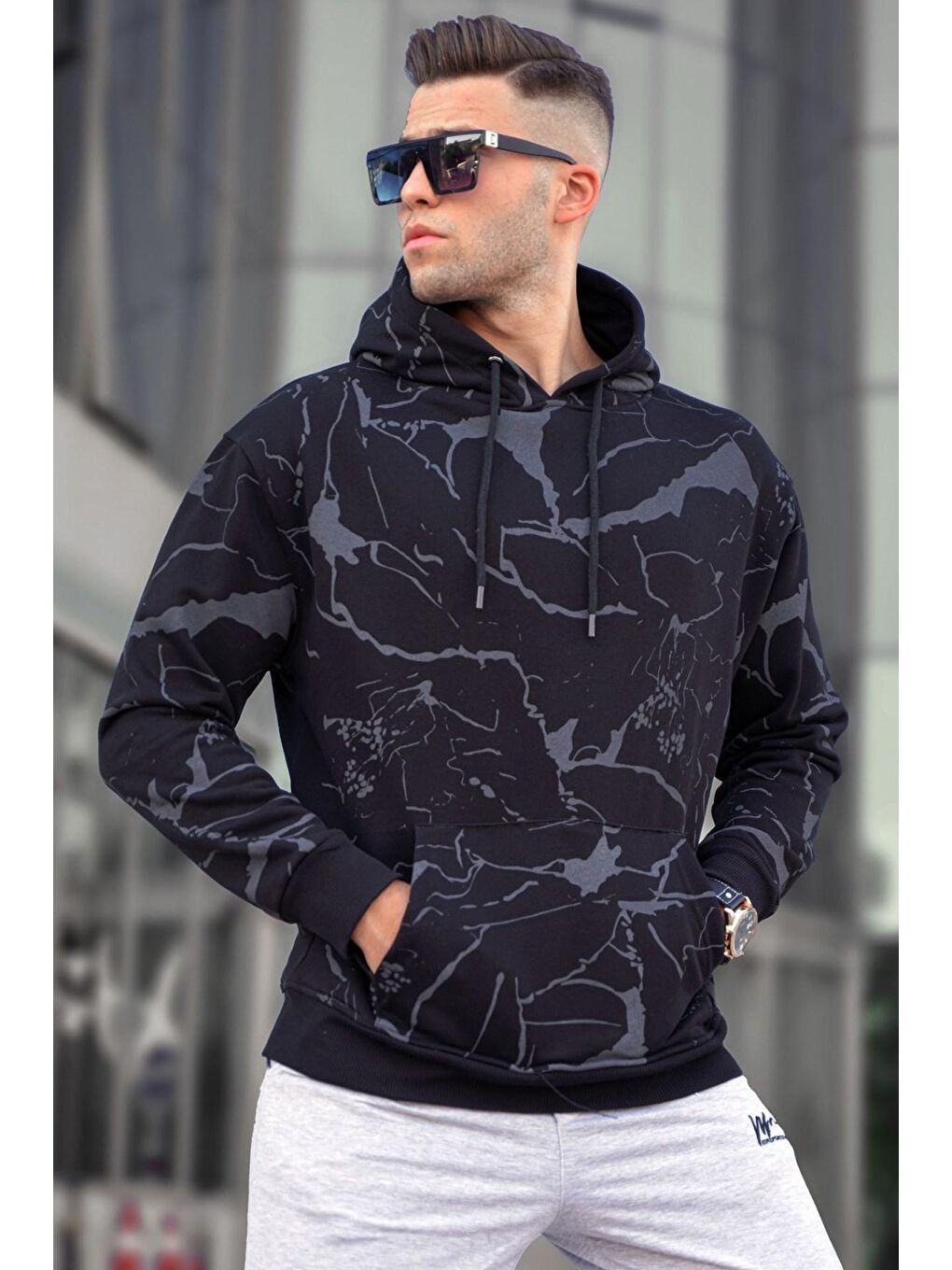 Siyah Kapüşonlu Sweatshirt 5324