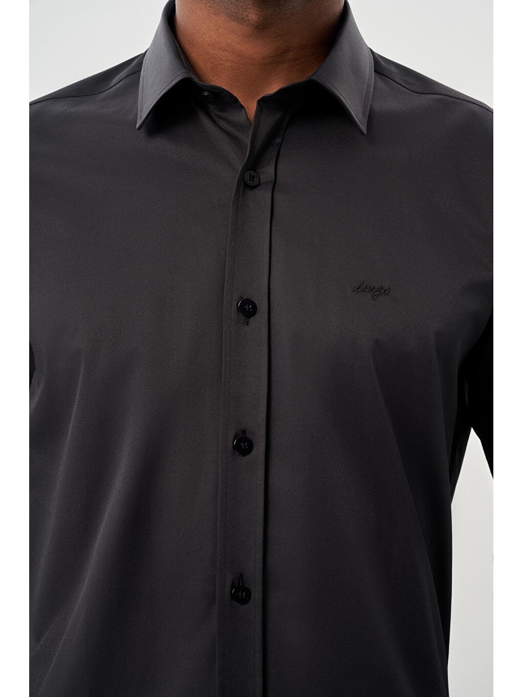 Siyah Uzun Kollu Sert Yaka Cepsiz Pamuklu Elastanlı Klasik Slim Fit Dar Kesim Gömlek 1004245234-3