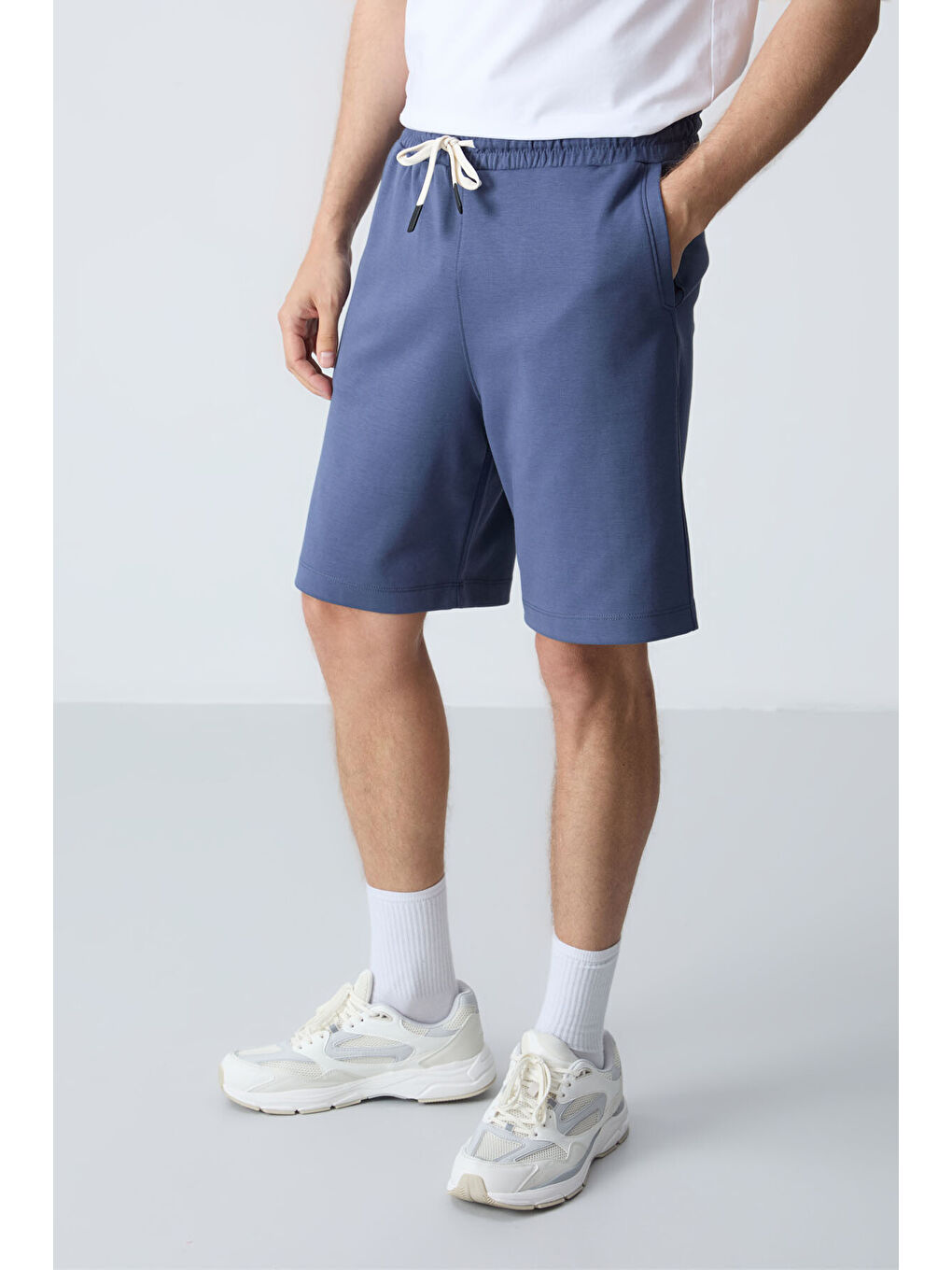 Petrol Pamuklu Kalın Yumuşak Dokulu Standart Fit Basic Erkek Şort  - 81275-1