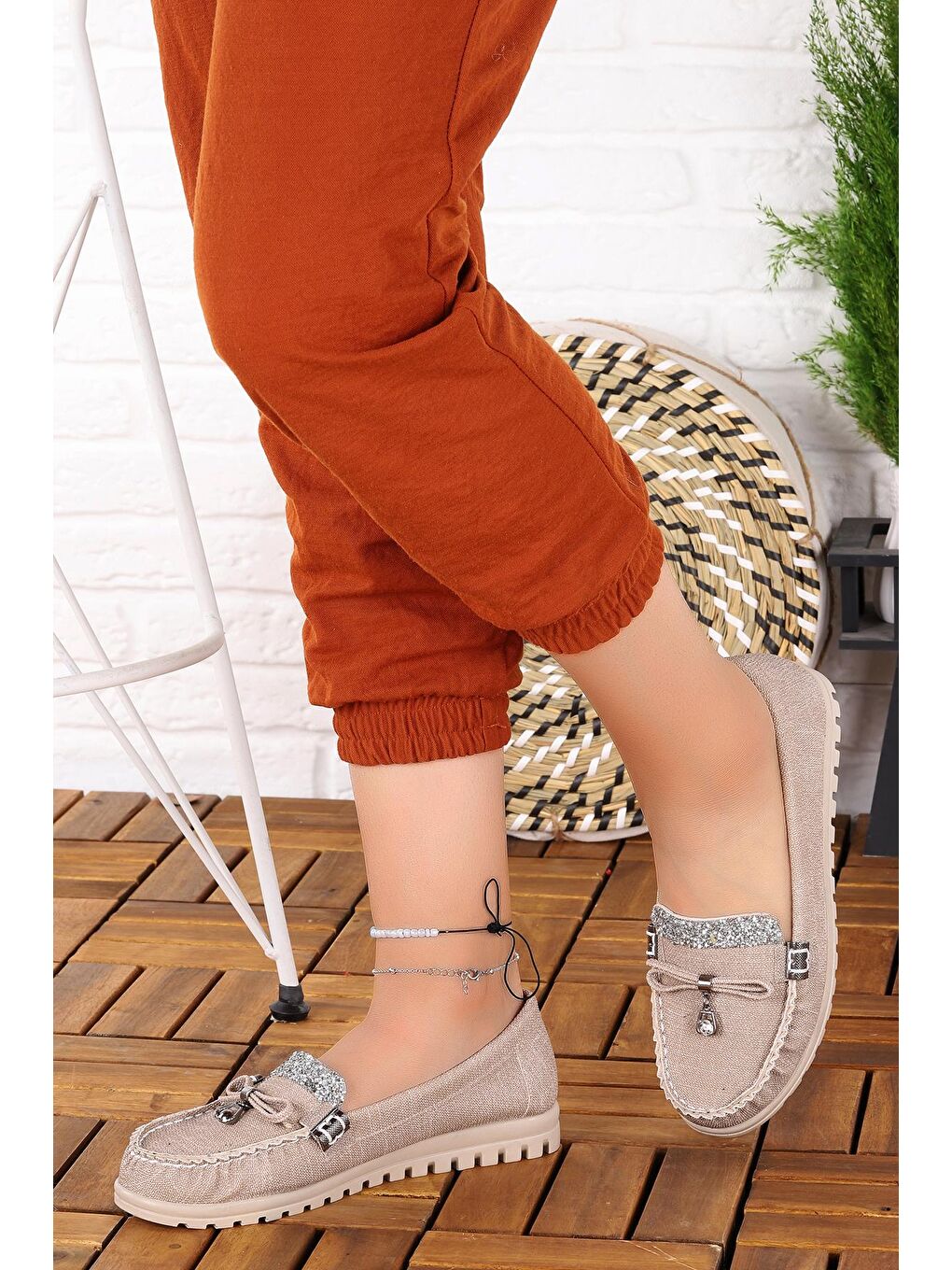 Bej Taşlı Kadın Günlük Babet Ayakkabı Cns 3097-1