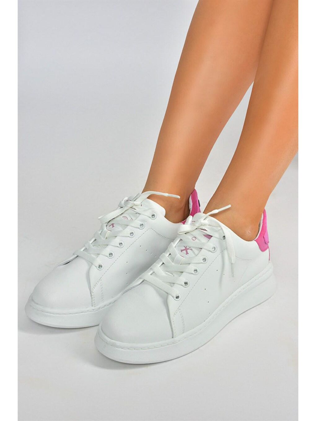 M610275509 Beyaz/Pembe Kadın Sneakers-4