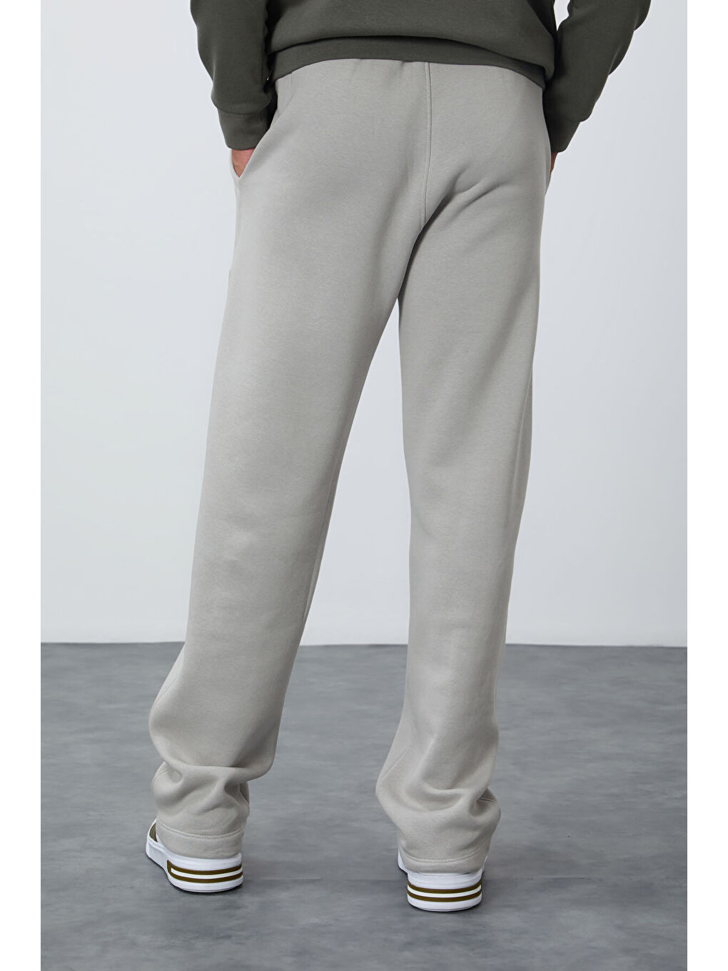 Bej Taş Pamuklu Kalın İçi Tüylü Yumuşak Dokulu Oversize Nakışlı Erkek Eşofman Altı -82146-4