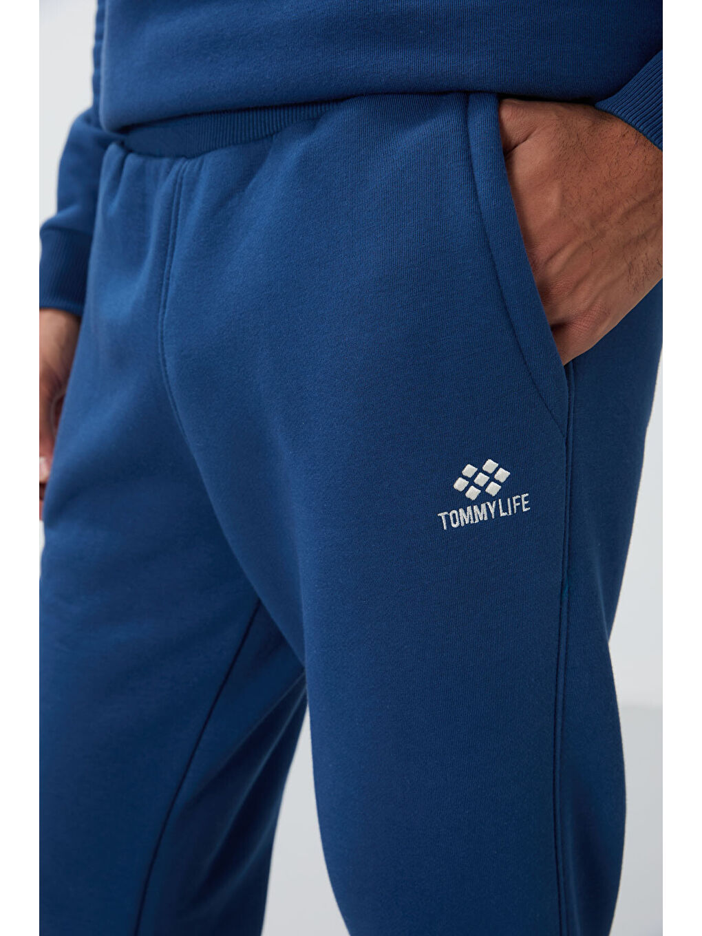 Mavi Parlament Pamuklu Kalın İçi Tüylü Yumuşak Dokulu Comfort Fit Nakışlı Erkek Eşofman Takım -85265-4