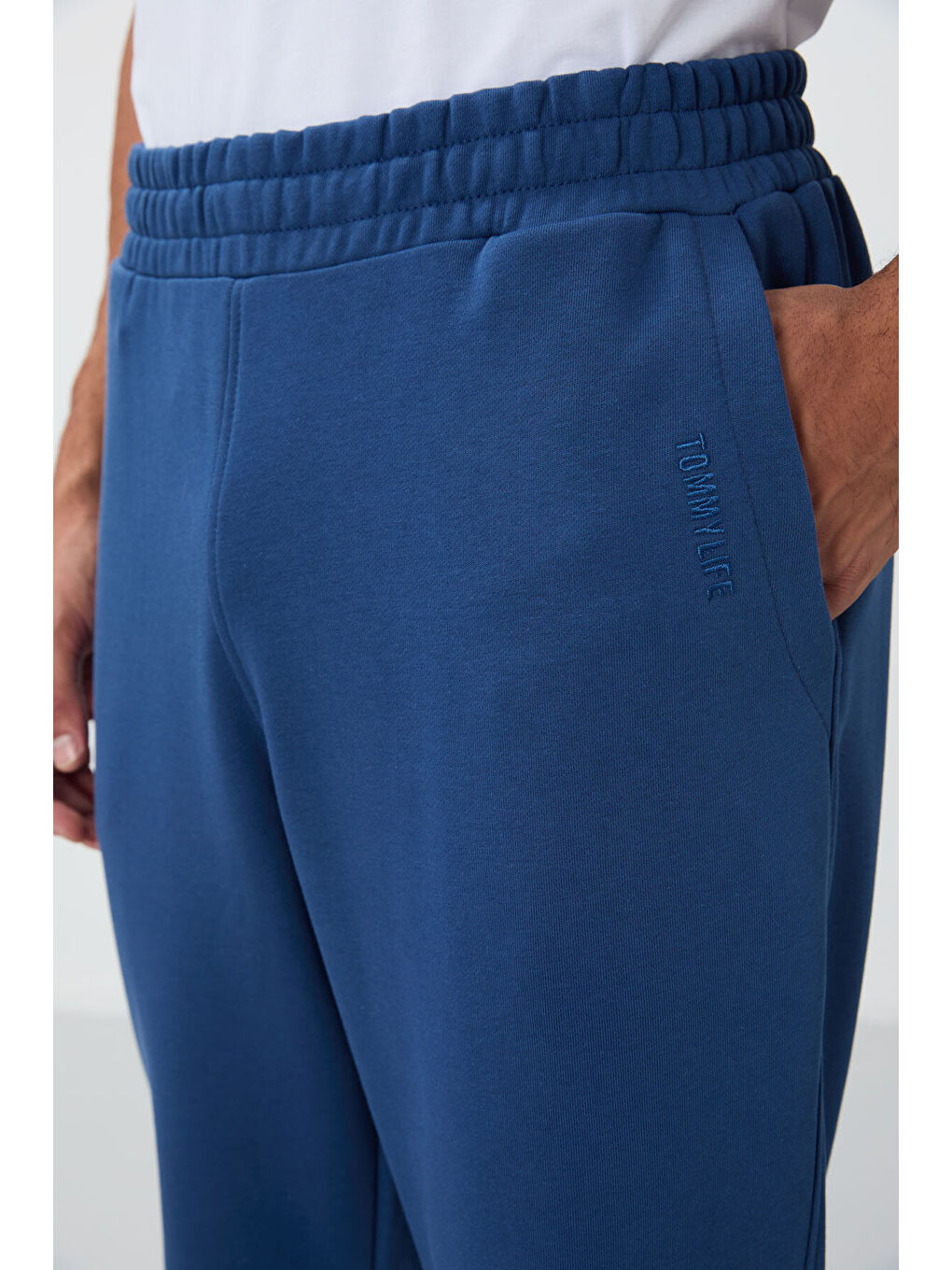 Mavi Parlament Kompakt Pamuklu Kalın Pürüzsüz Dokulu Kapüşonlu Comfort Fit Erkek Eşofman Takım   85262-4