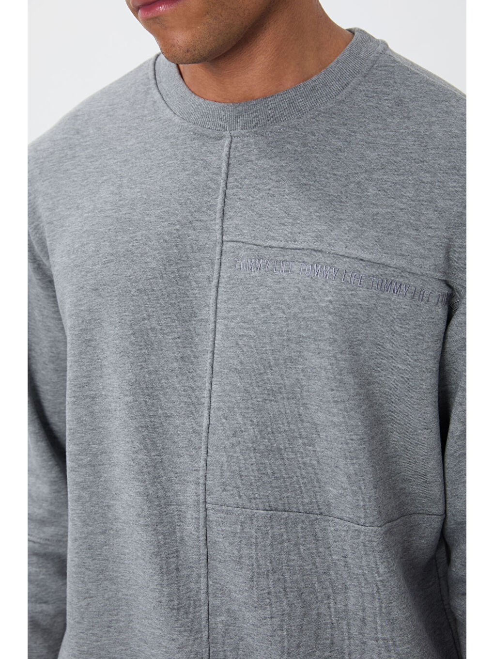 Gri Melanj Kompakt Pamuklu Kalın Pürüzsüz Dokulu O Yaka Standart Fit Erkek Sweatshirt -88405-1