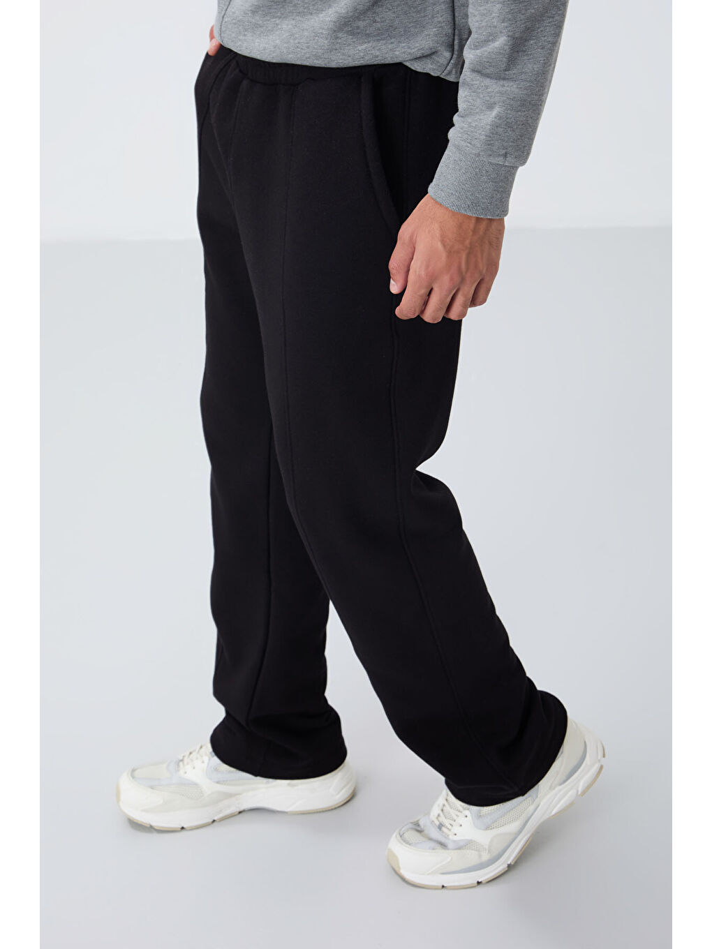 Siyah Pamuklu Kalın İçi Tüylü Yumuşak Dokulu Oversize Nakışlı Erkek Eşofman Altı -82146-3