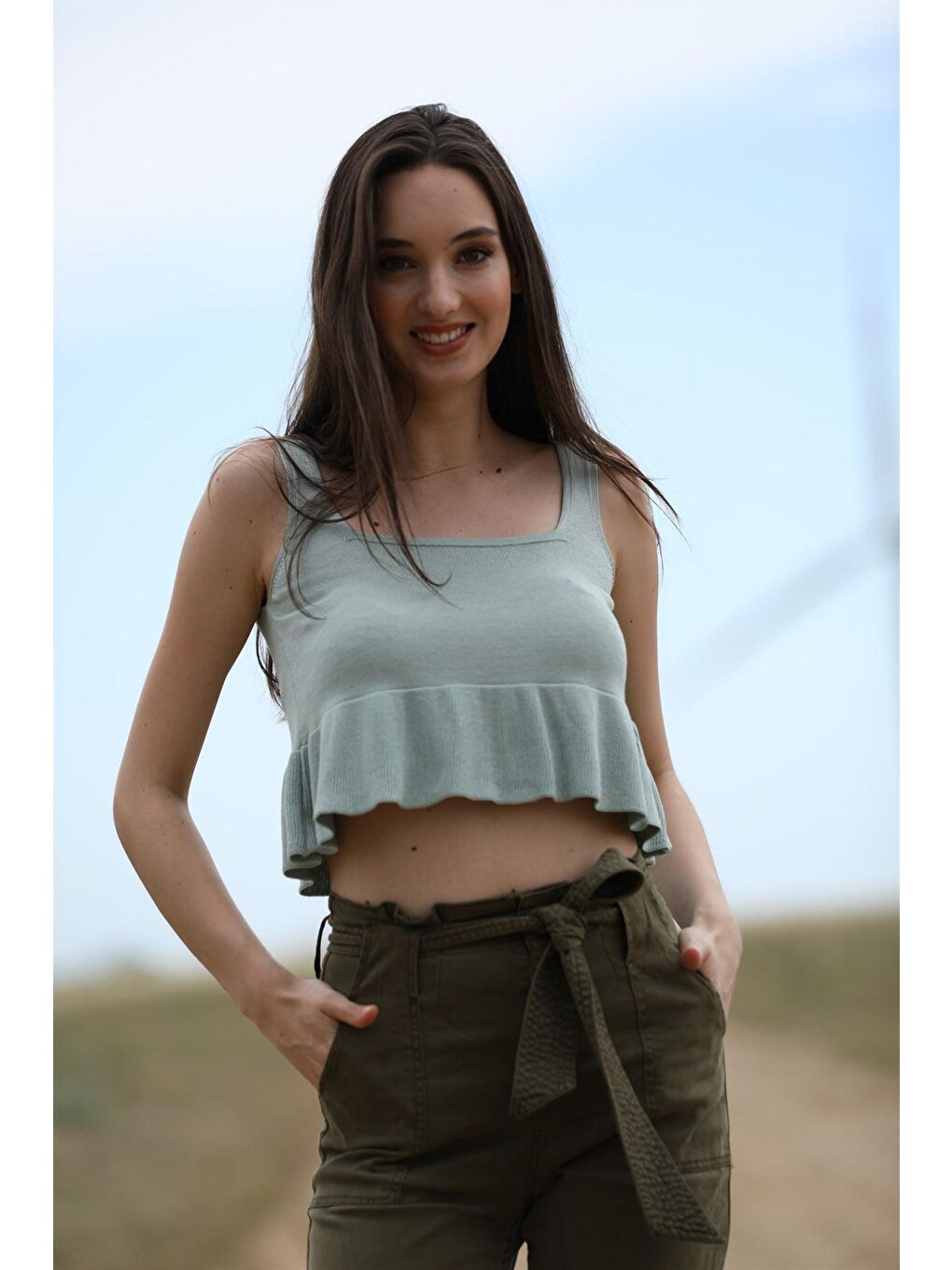 Yeşil Mint Volanlı Triko Top