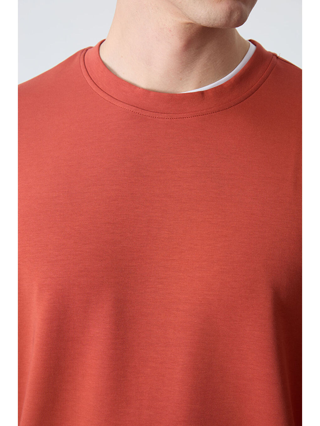 Kahverengi Kiremit Basic O Yaka Rahat Form Erkek Sweatshirt - 88053-3