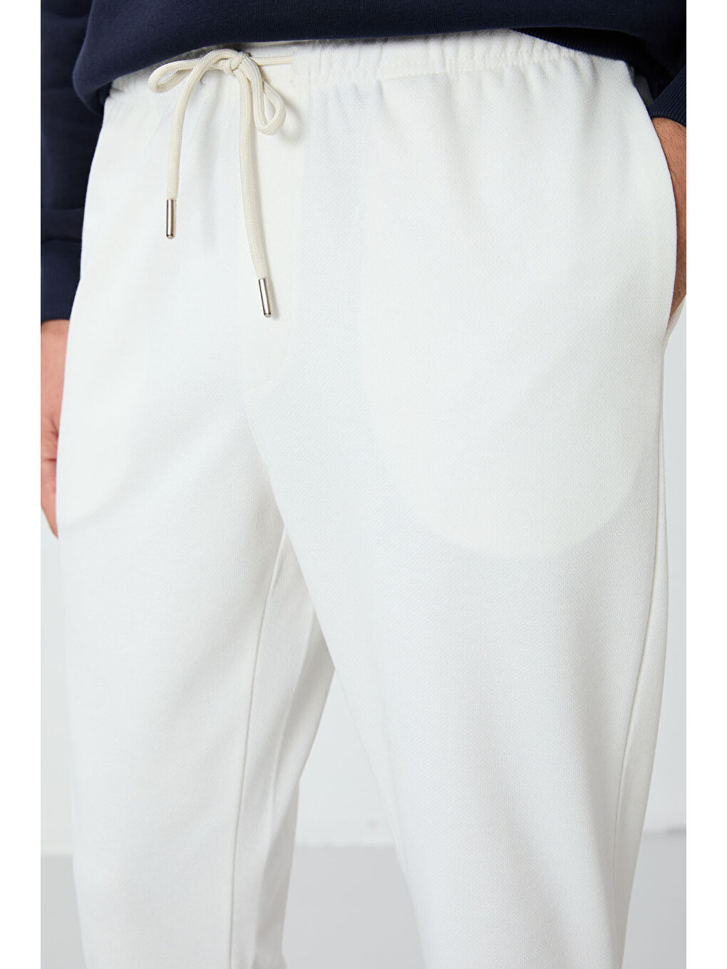 Ekru Yüzeyi Dokulu Standart Fit Erkek Eşofman Alt - 82155-3