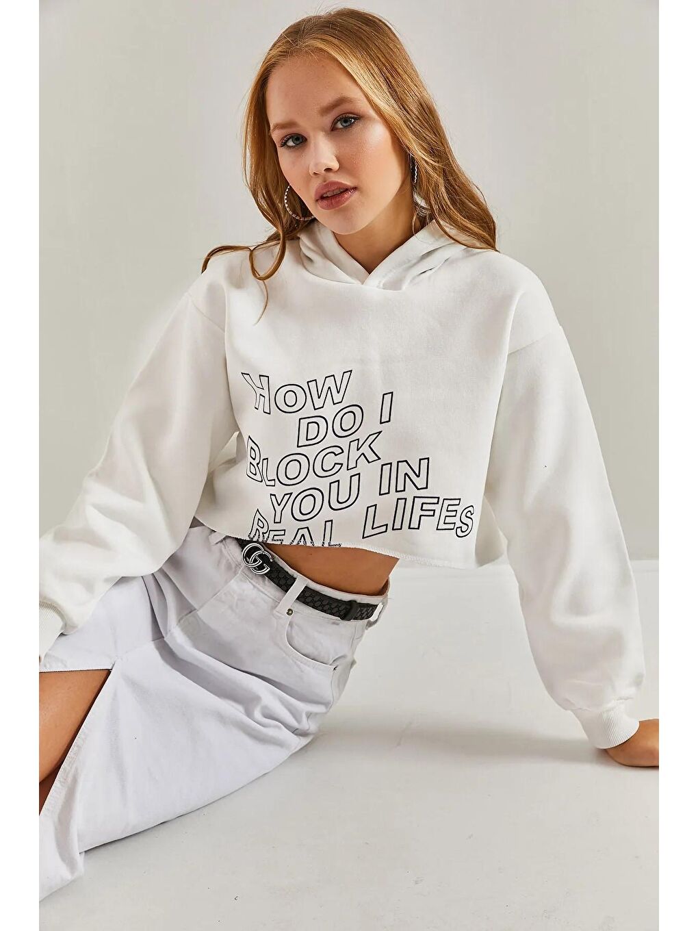 SHADE Beyaz Kadın Yazı Baskılı Crop Sweatshirt