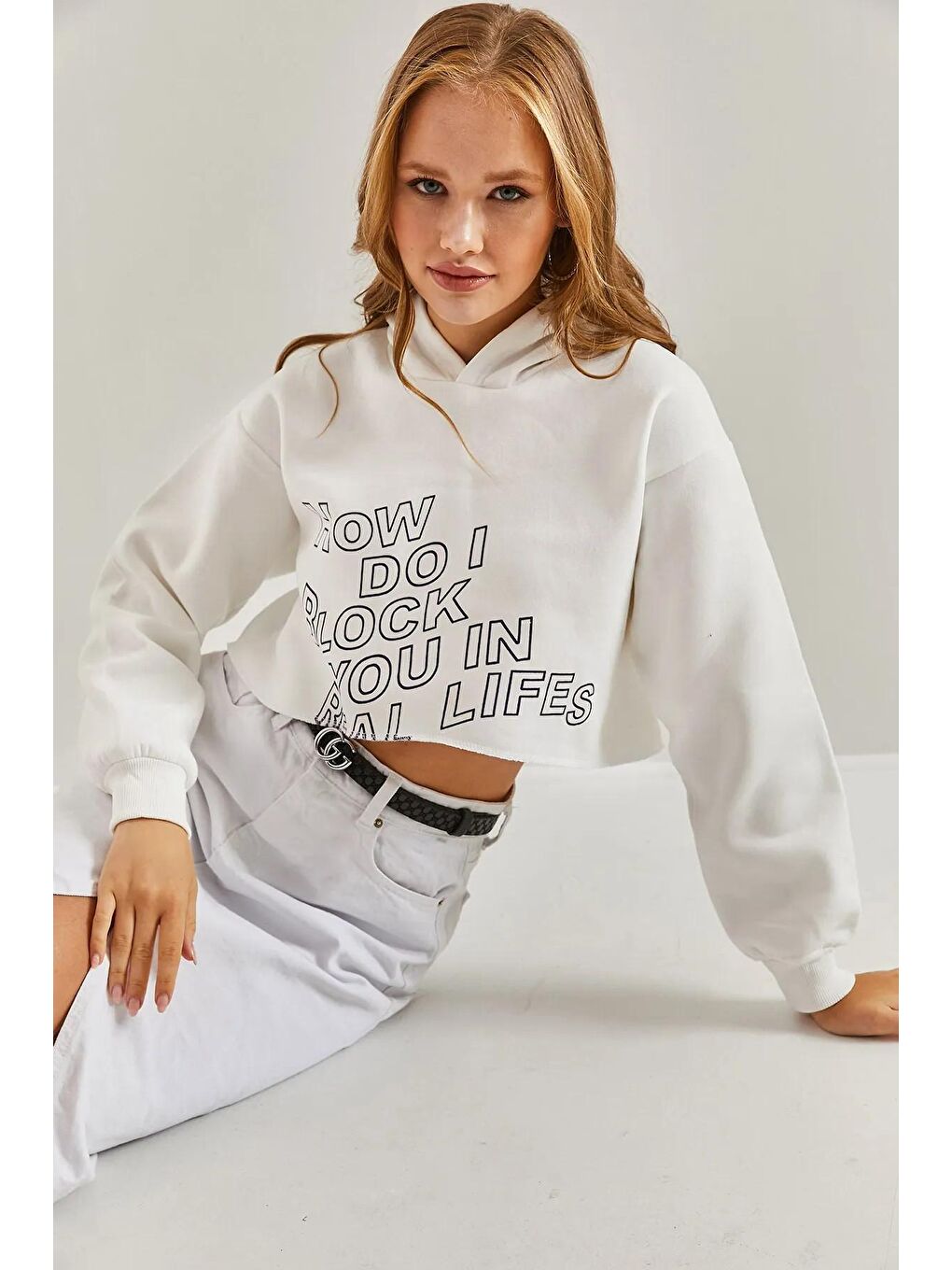 SHADE Beyaz Kadın Yazı Baskılı Crop Sweatshirt - 3