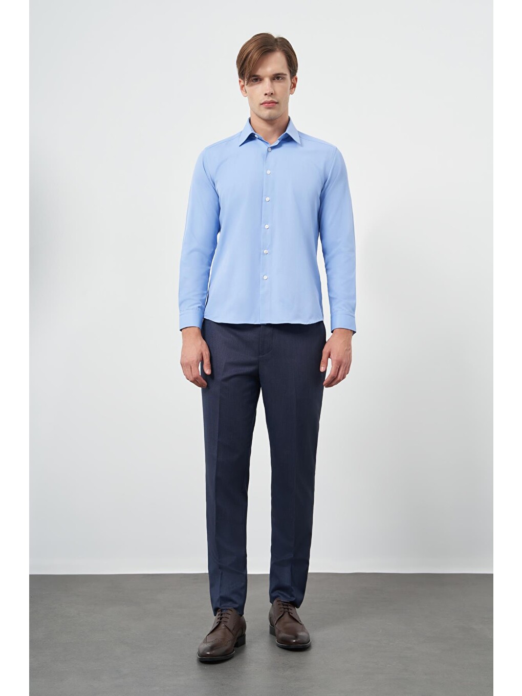 Mavi Uzun Kol Düz Bez Ayağı Sert Yaka Cepsiz Pamuklu Classic Slim Fit Gömlek 1004245267-1