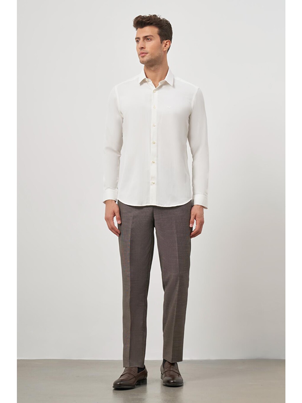 Kahverengi Açık Krem Uzun Kol Armürlü 032 Sert Yaka Classic Slim Fit Gömlek 1004245152-1