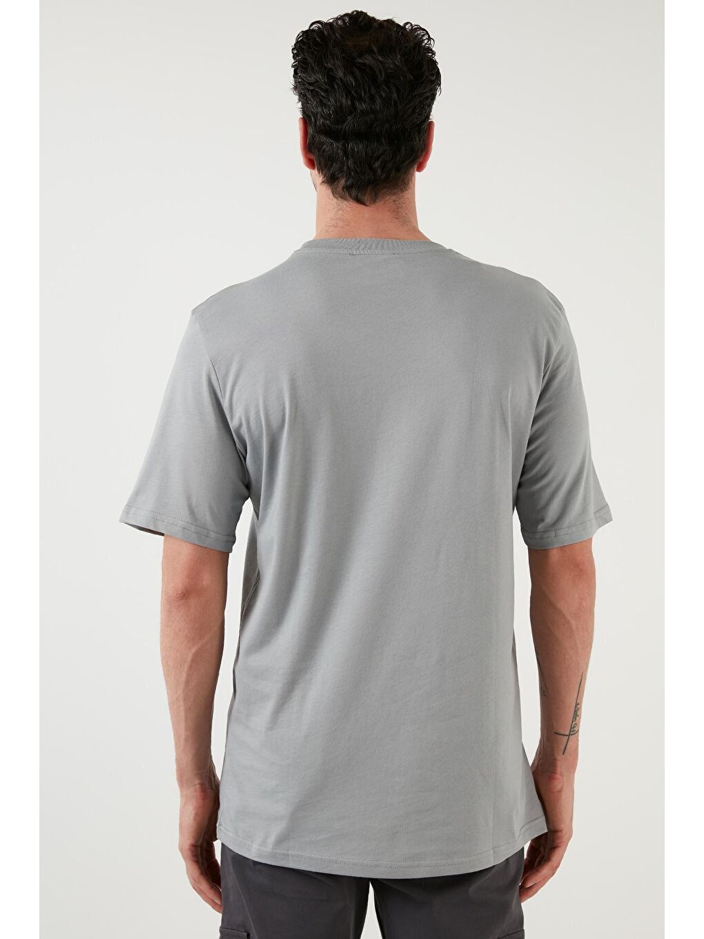 Gri Pamuklu Oversize Bisiklet Yaka Tişört 5727400-4