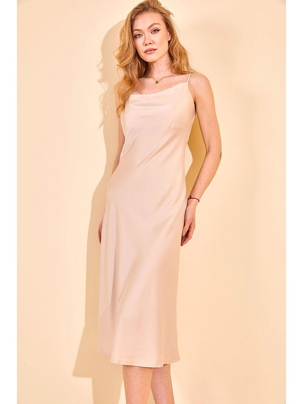 Bej Degaje Yaka Saten Elbise 2YXK6-46154-25