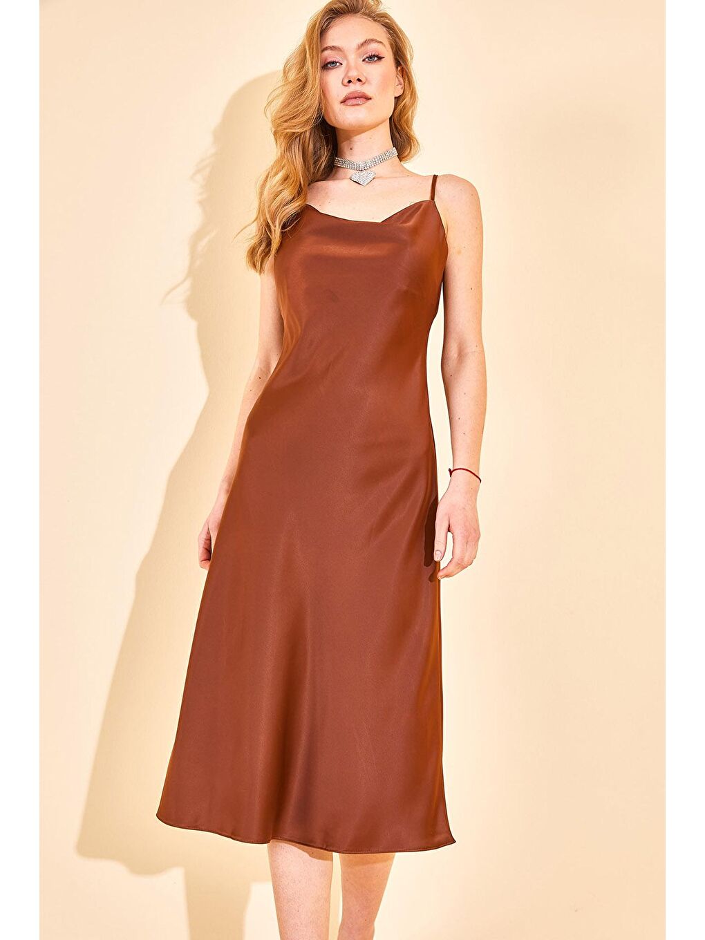 Kahverengi Degaje Yaka Saten Elbise 2YXK6-46154-18-2