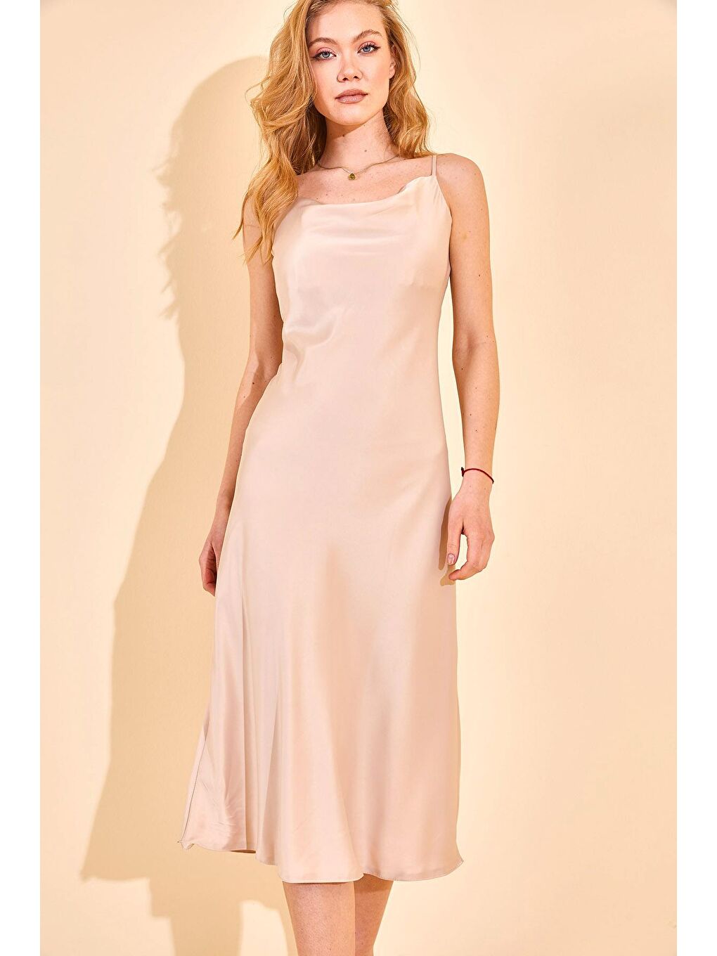 Bej Degaje Yaka Saten Elbise 2YXK6-46154-25-4