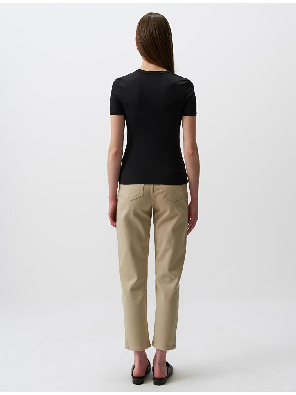 Siyah Dar Kesim Kısa Kollu Basic Bluz-5