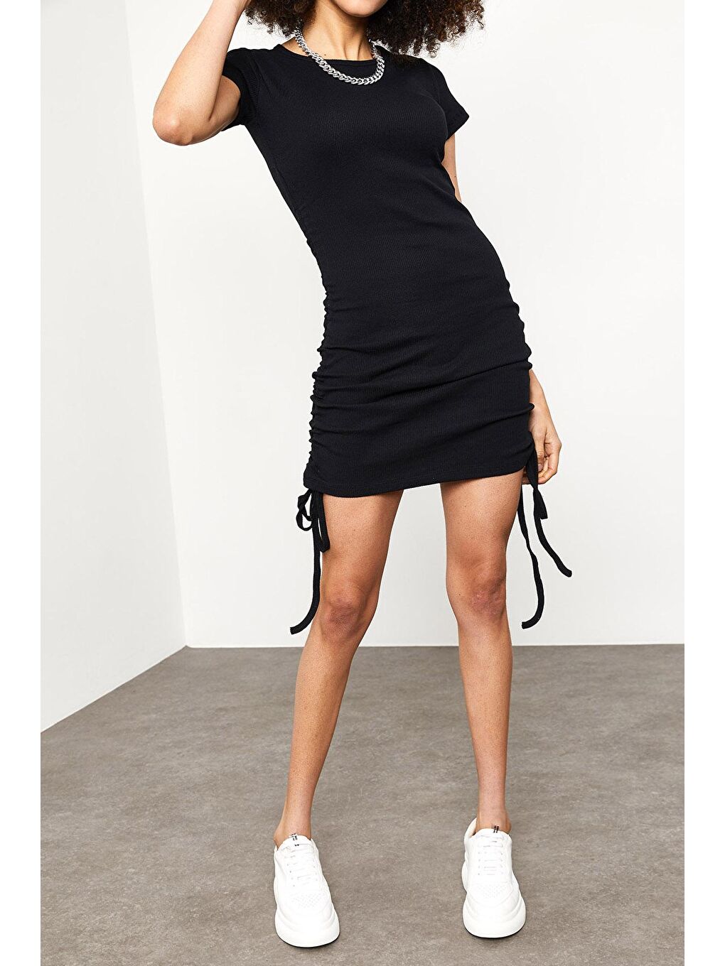 Siyah Yazları Büzgülü Kaşkorse Elbise 1KXK6-44906-02-4