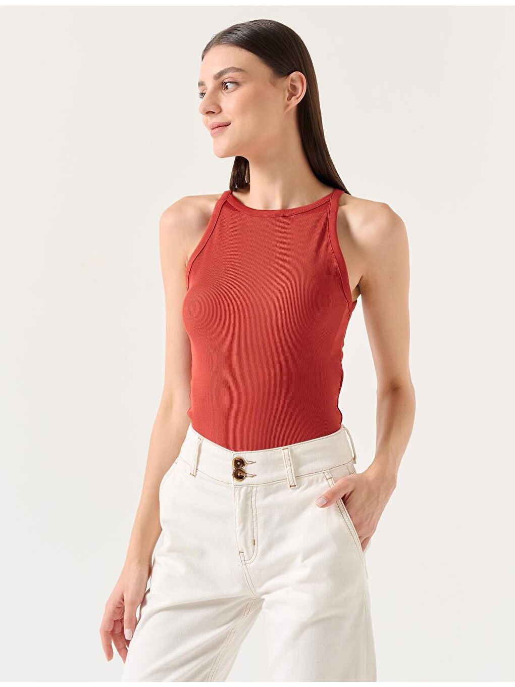 Kahverengi Tarçın Dar Kesim Kolsuz Halter Yaka Basic Örme Atlet-1