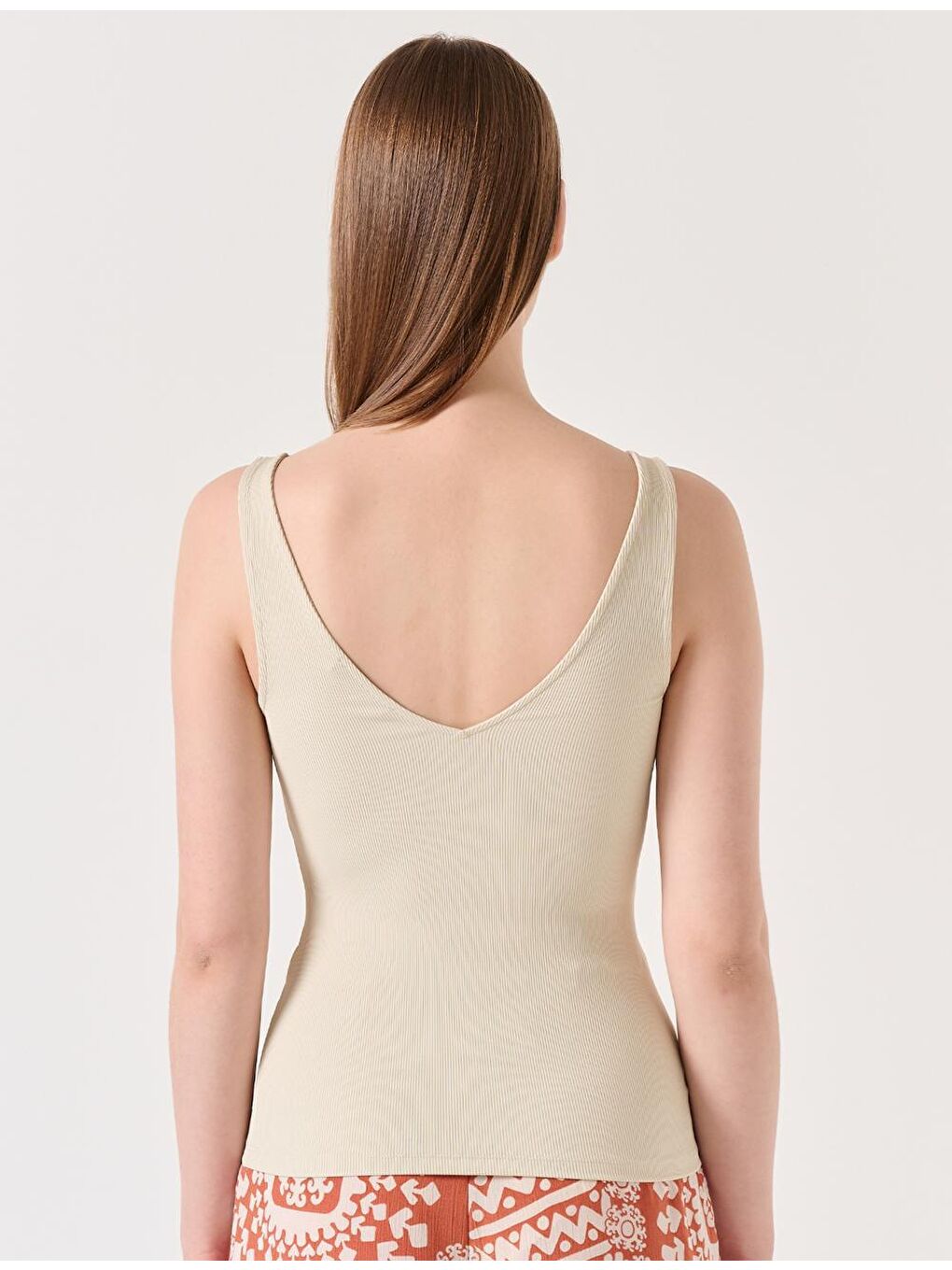 Bej Taş Dar Kesim V Yaka Kolsuz Örme Atlet-4