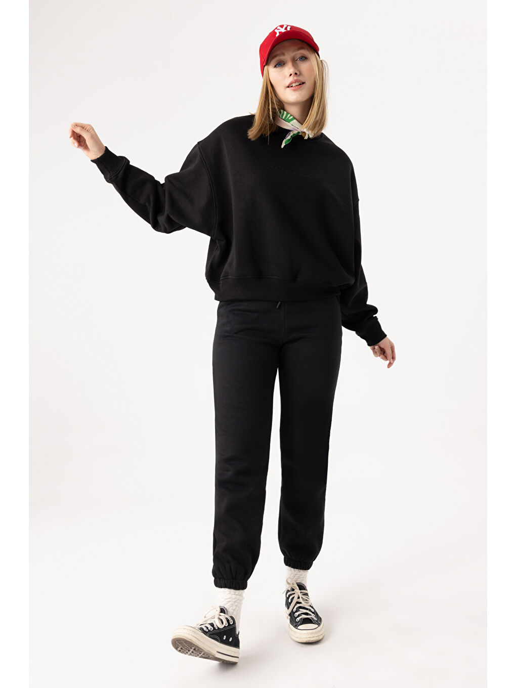 Kadın Generation Oversize Siyah Sweatshirt-1