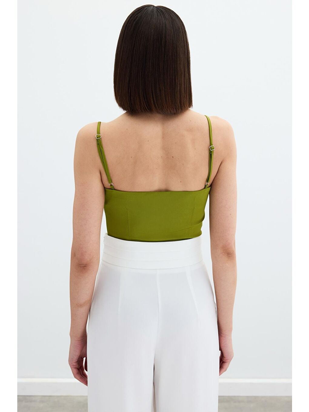 İp Askılı Saten Crop Bluz - Yağ Yeşili-3