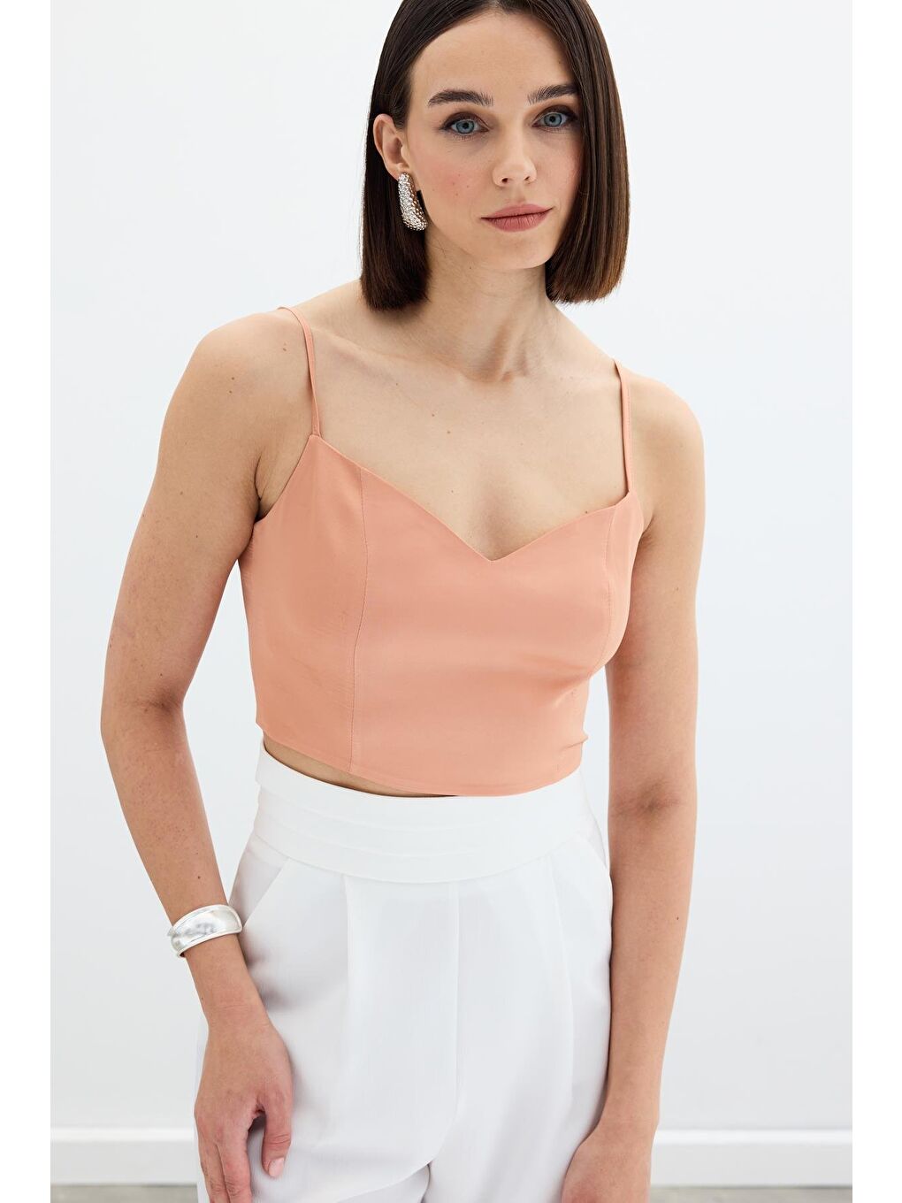 Pembe İp Askılı Saten Crop Bluz - Somon