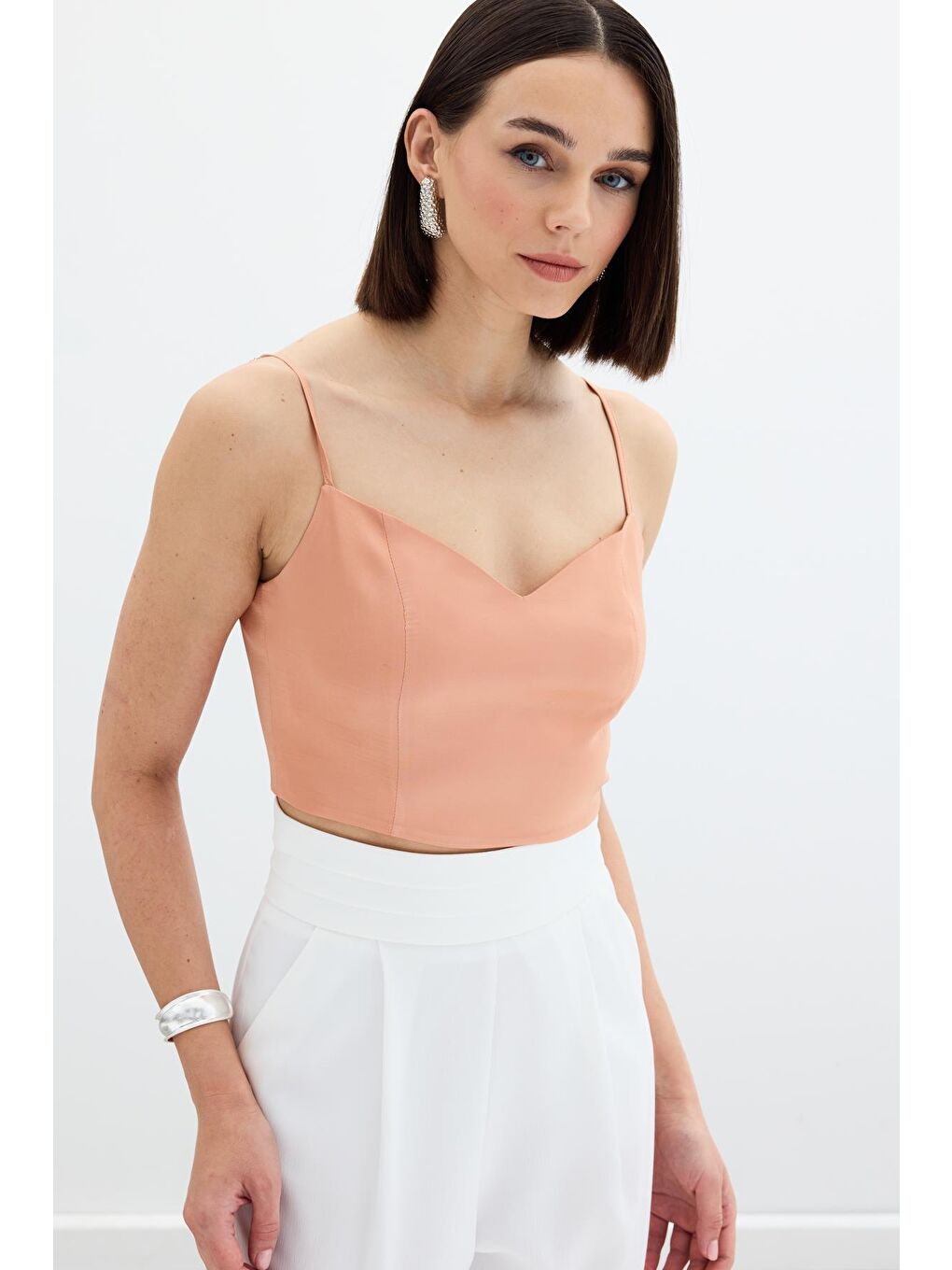 Pembe İp Askılı Saten Crop Bluz - Somon-4