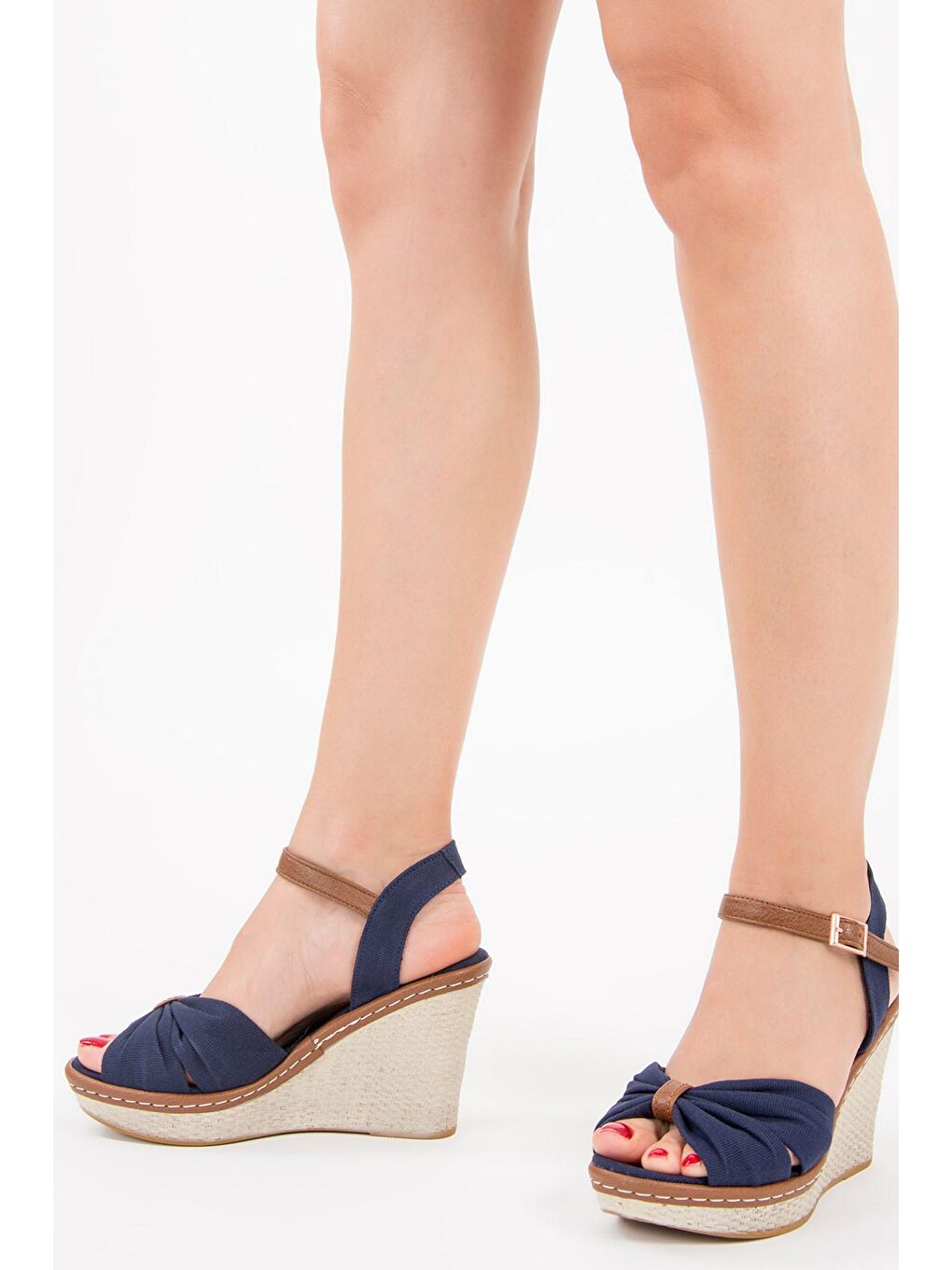 F674040405 Lacivert Dolgu Taban Kadın Ayakkabı