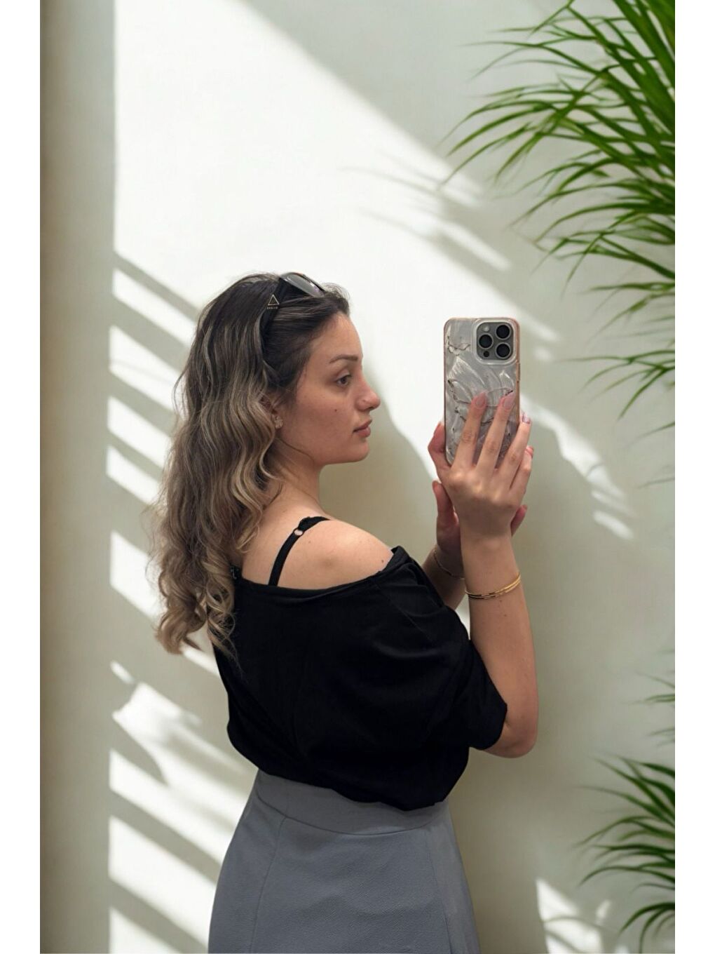 Siyah Kadın Düşük Omuz Kayık Yaka Oversize T-Shirt-4