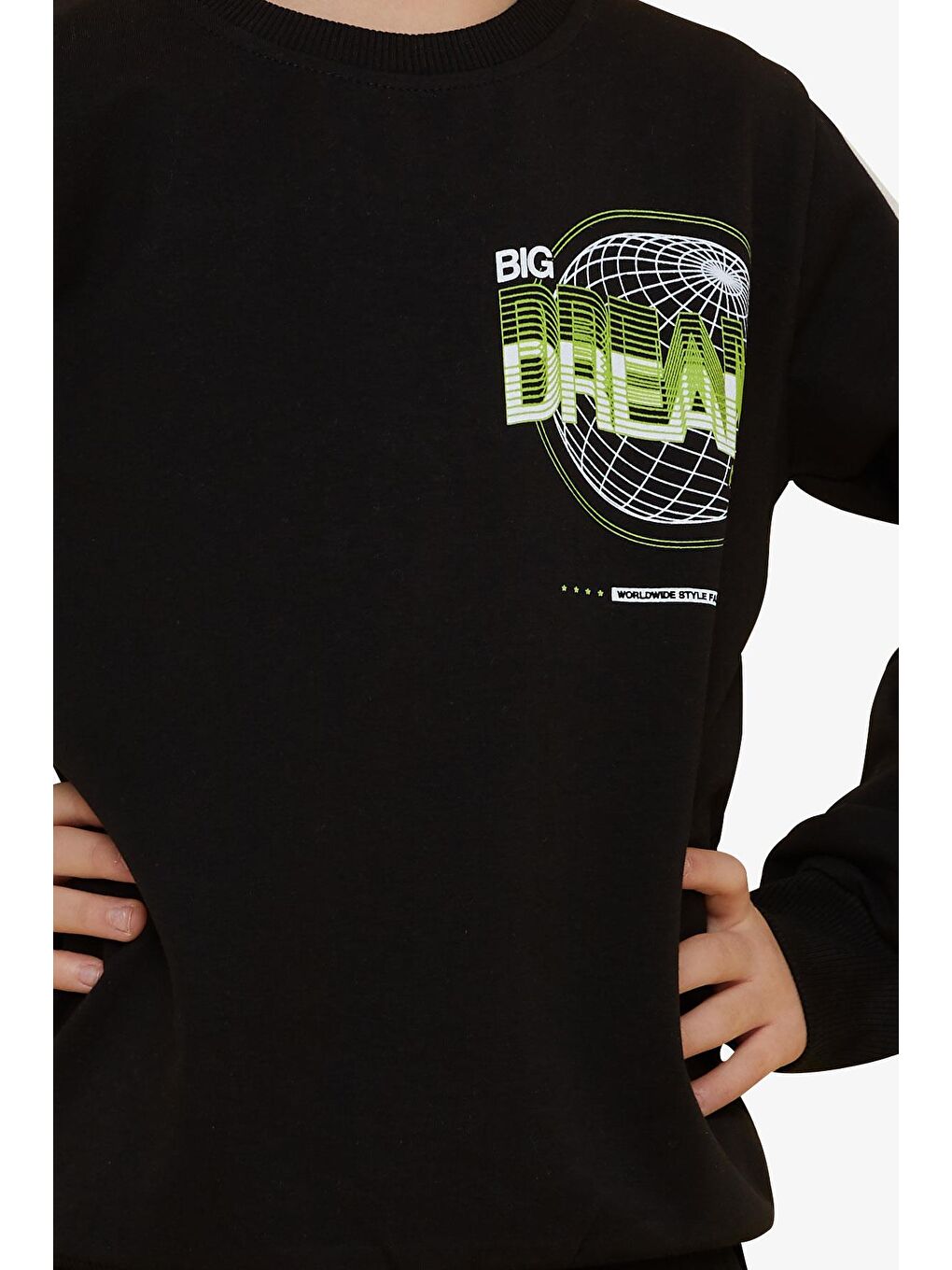 Erkek Çocuk Eşofman Takım Dünya Stili Temalı Slogan Baskılı Siyah (7-12 Yaş)-3