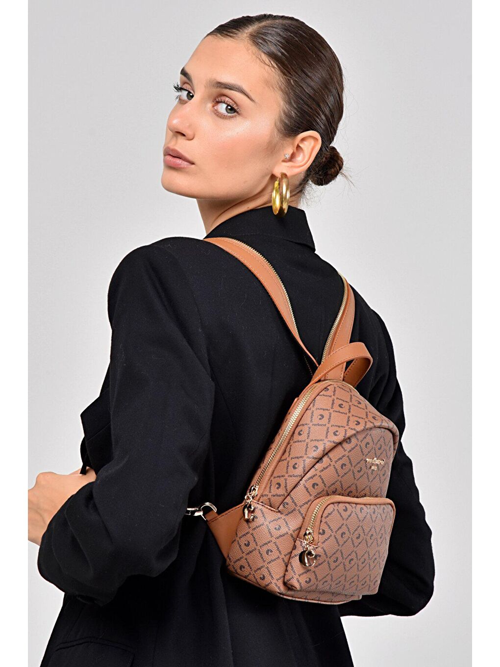 Kahverengi Kadın Desenli Sırt Çantası-2