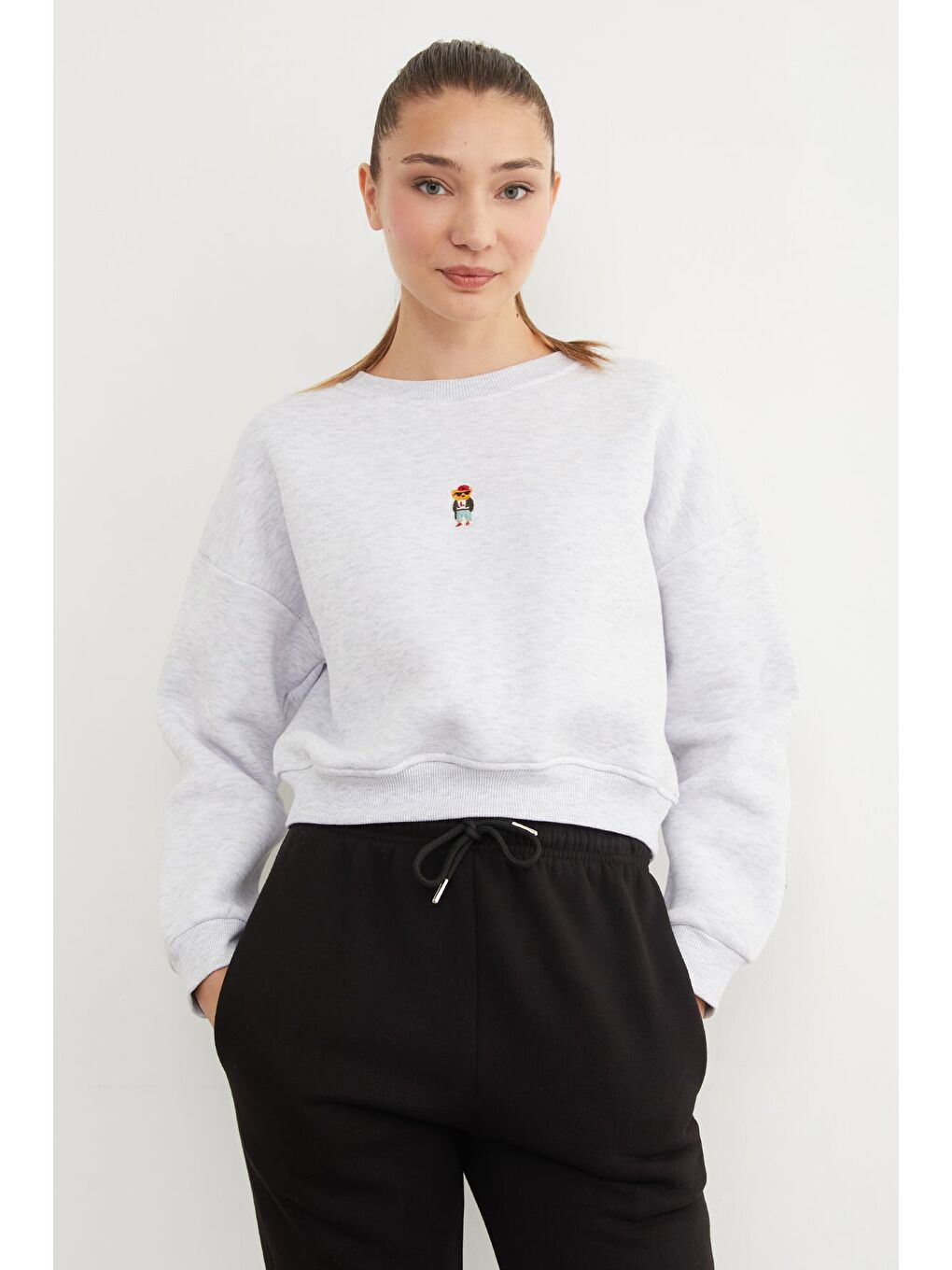 Gri 3 İplik Ayıcık Nakışlı Bisiklet Yaka Sweatshirt