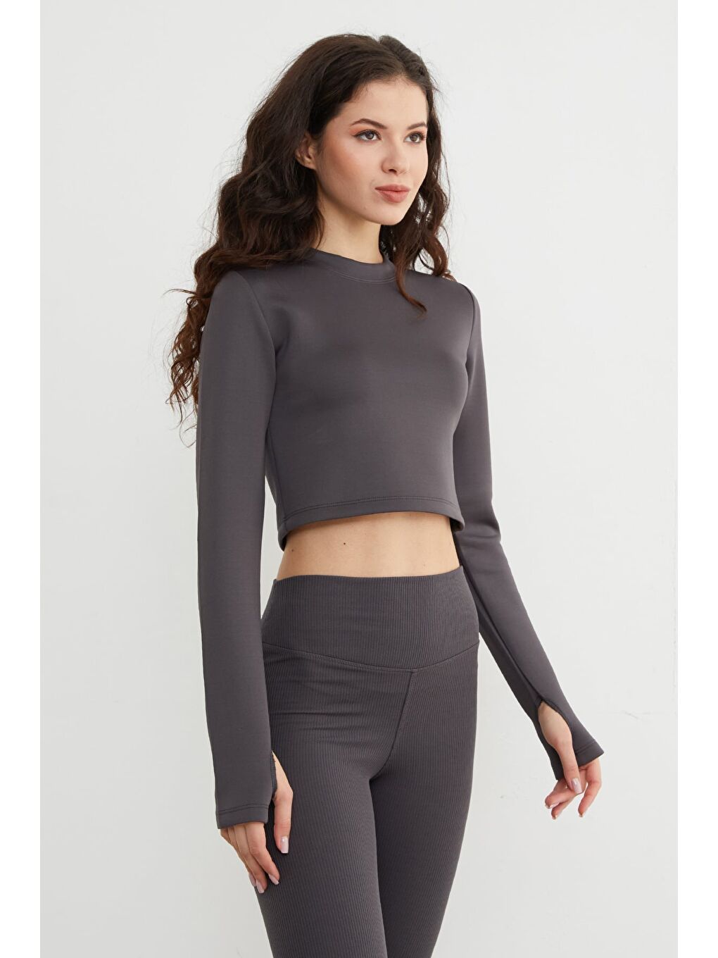 Antrasit Basic Bisiklet Yaka Parmak Geçmeli Crop Bluz-4