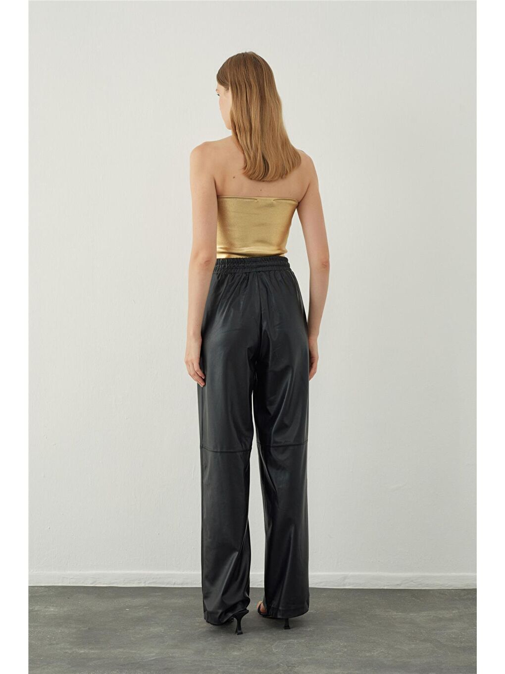 Metalik Sarı Kalp Yaka Triko Crop Top-3