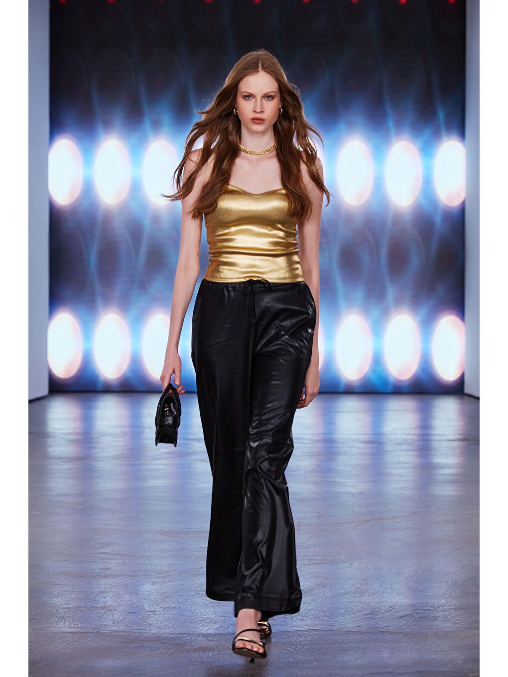 Metalik Sarı Kalp Yaka Triko Crop Top-4