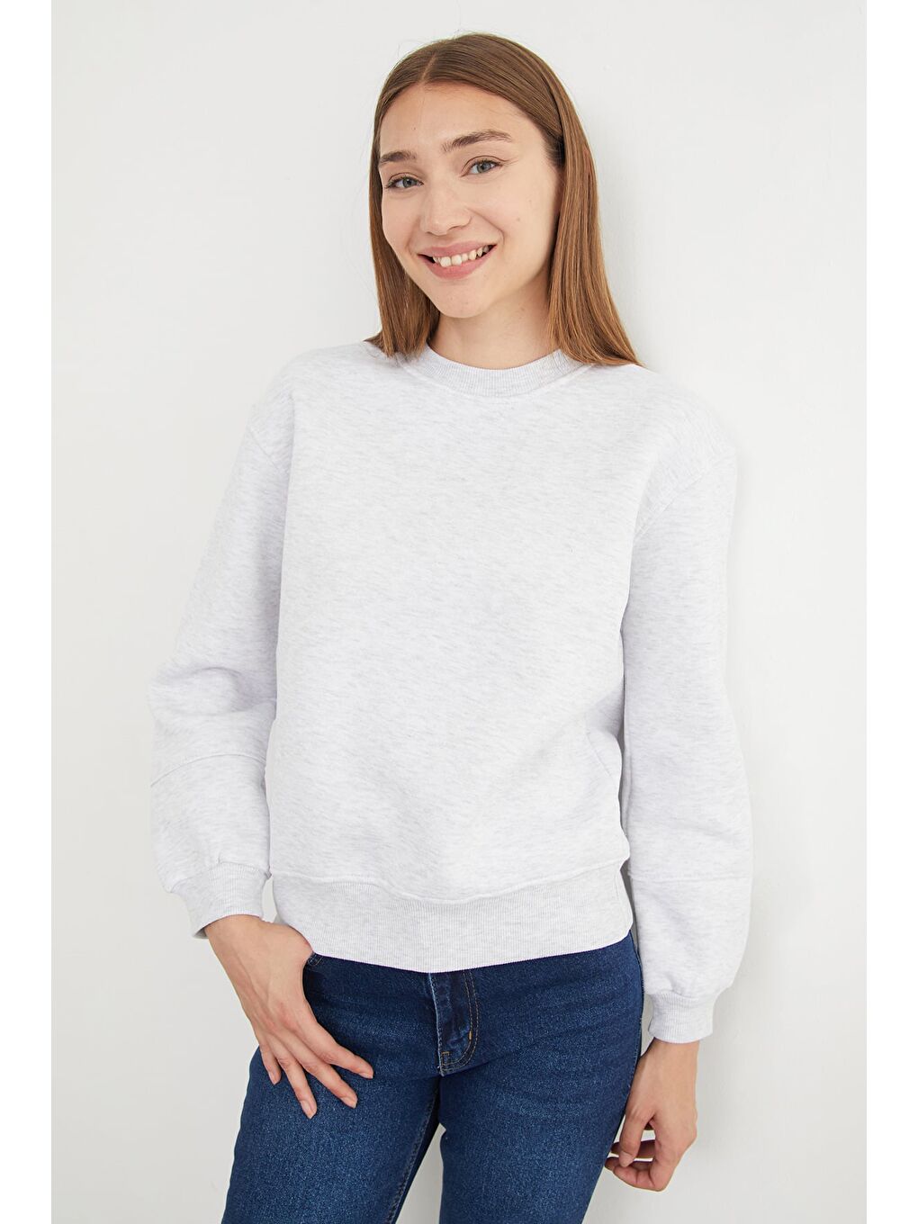 Gri 3 İplik Basic Bisiklet Yaka Sweatshirt-2