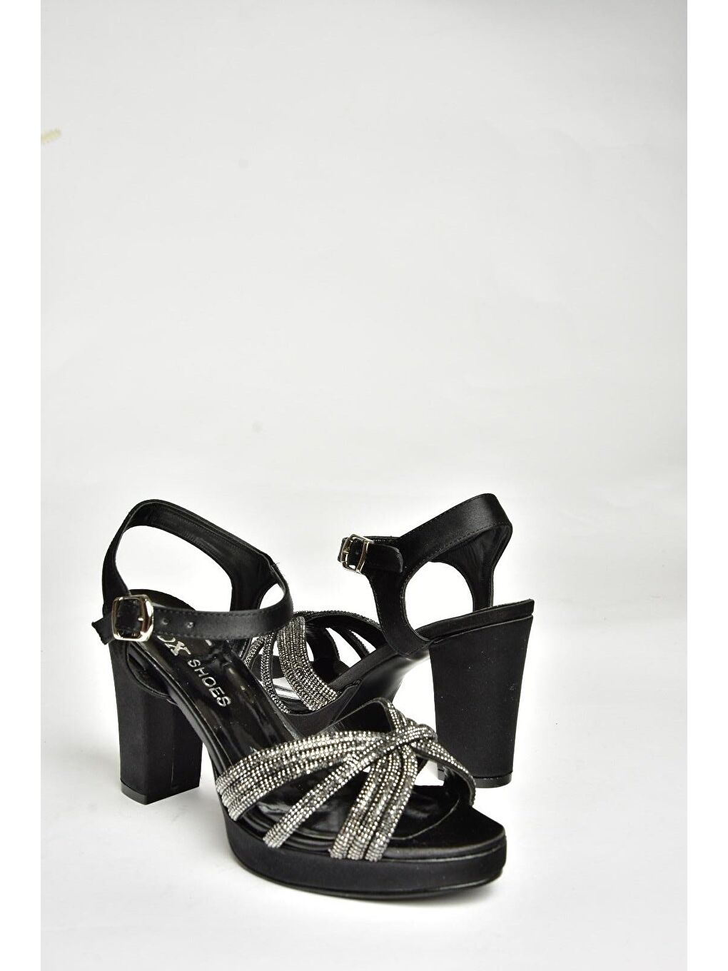 U2460576 Siyah Kadın Topuklu Ayakkabı-2