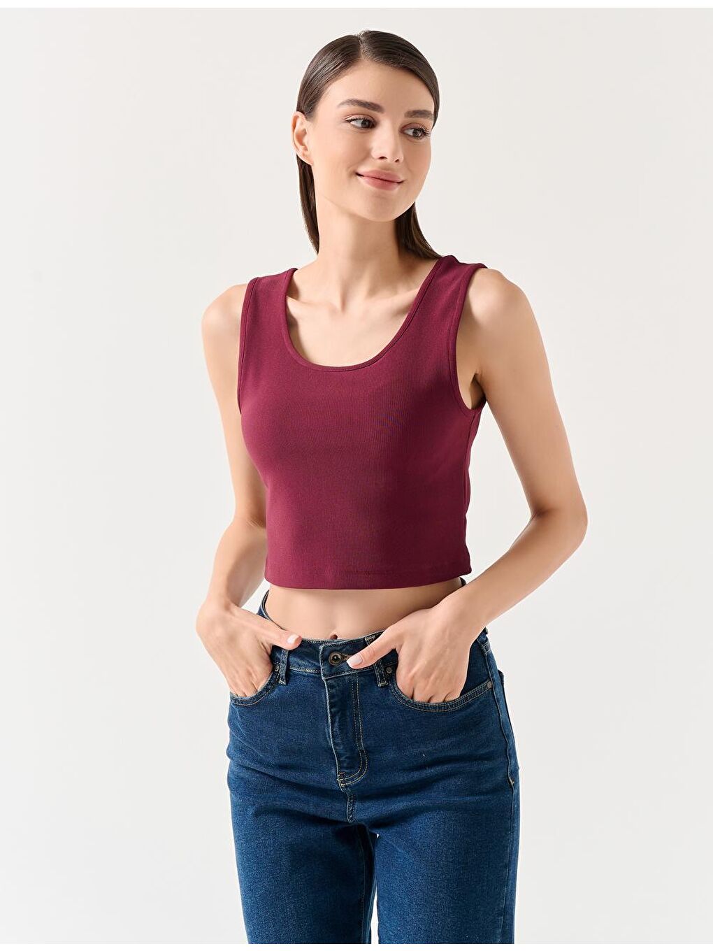 Bordo Dar Kesim Kolsuz U Yaka Örme Atlet