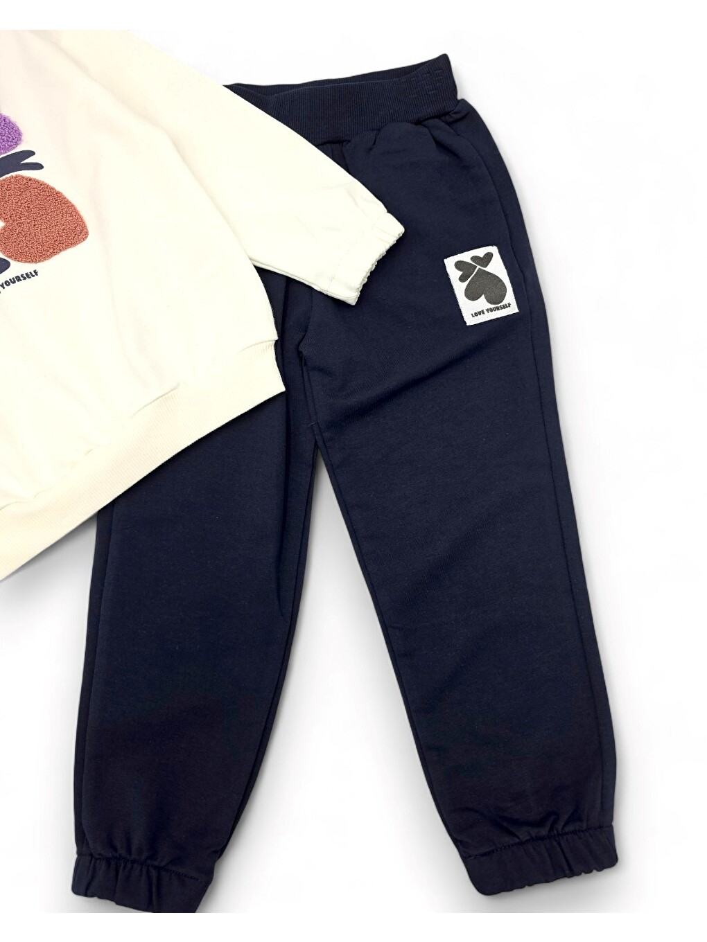 Beyaz Kız Çocuk Kalp Baskılı, Kapüşonlu Sweatshirtlü Mevsimlik Eşofman Takımı-5