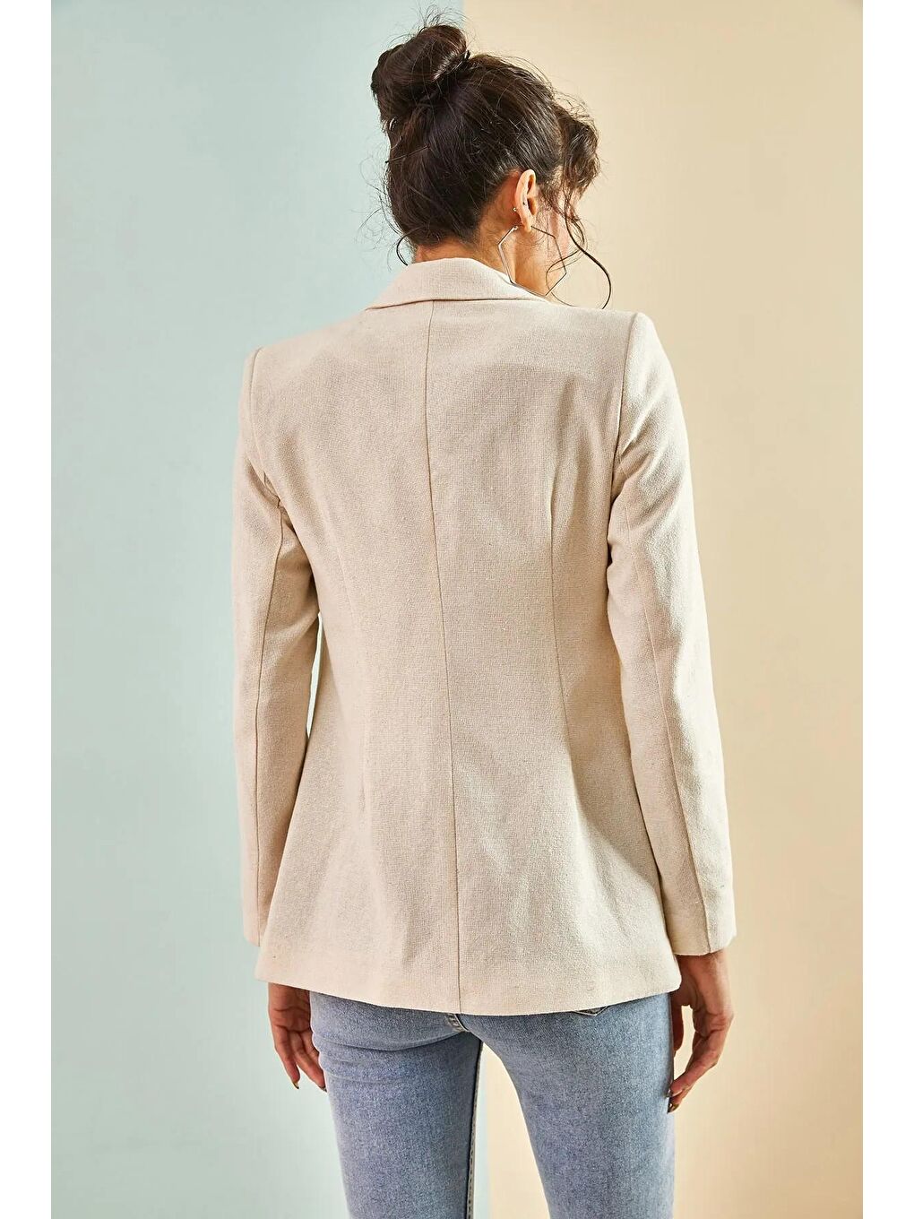 Bej Kadın Dört Düğmeli Ceket 8080-3