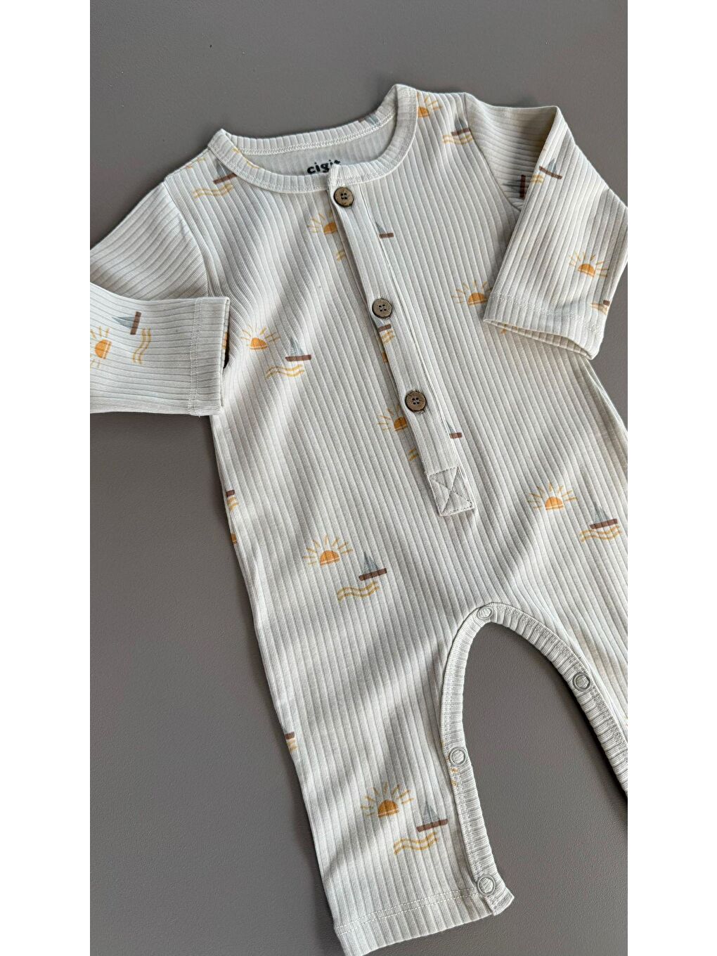 Beyaz Baskılı Tulum 0-3 Yaş Yelken Desen